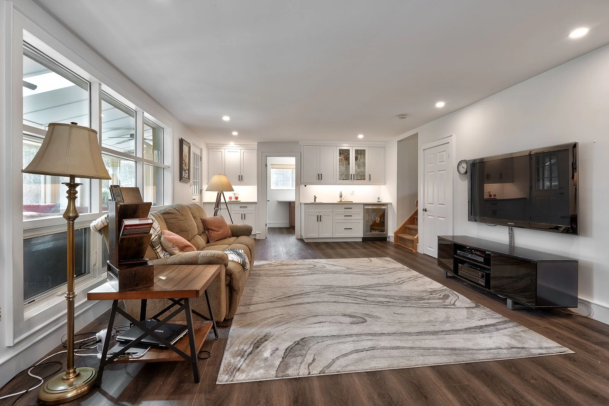 LL Family Room 3.jpg