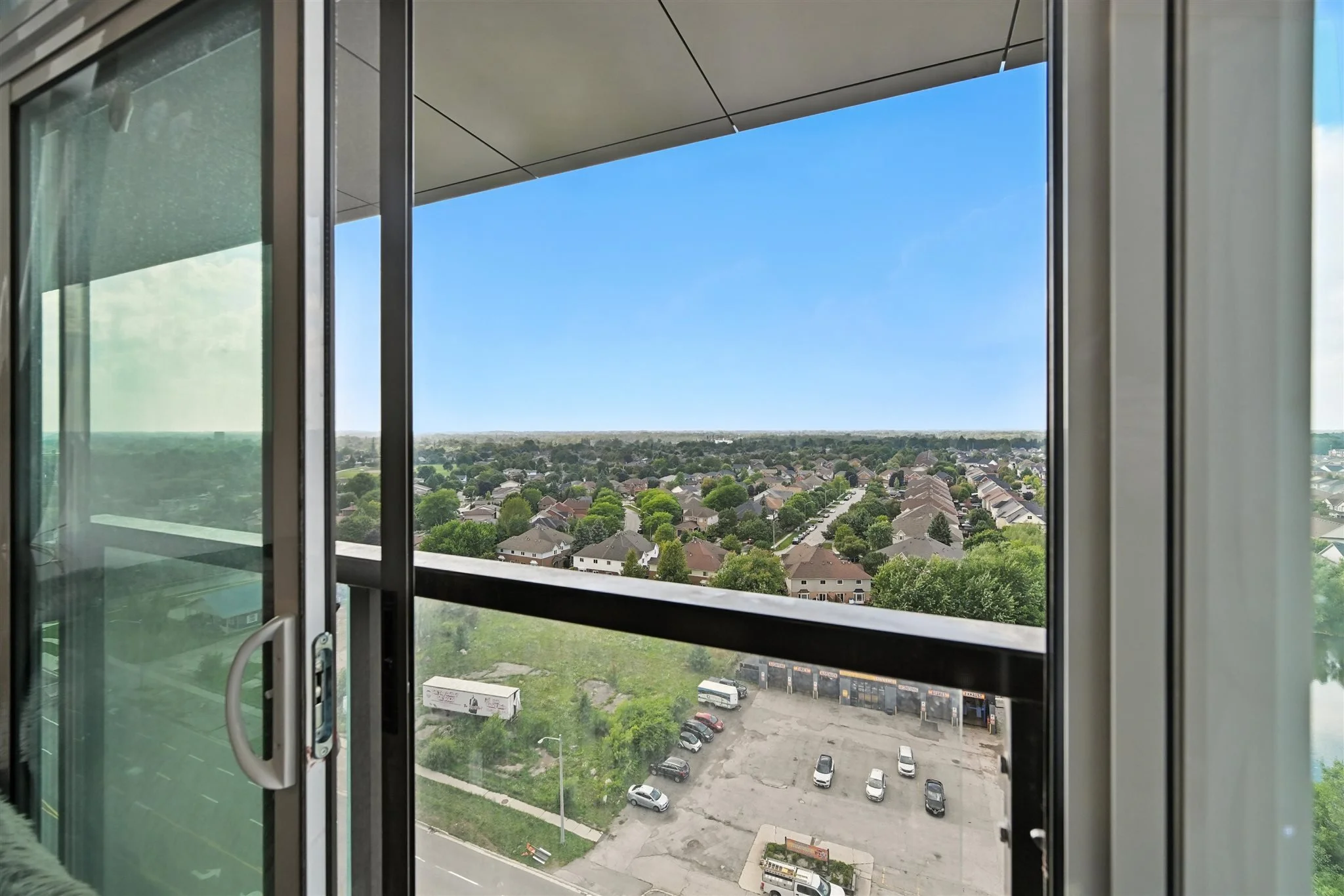 21-460 dundas-021.jpg