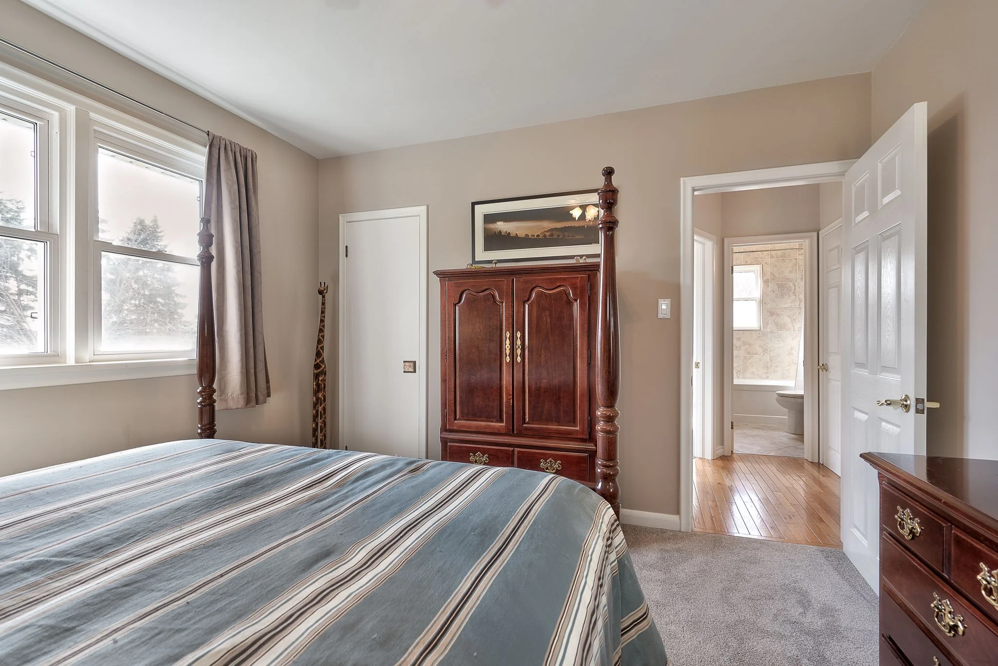 Bedroom 2 - 2.jpg