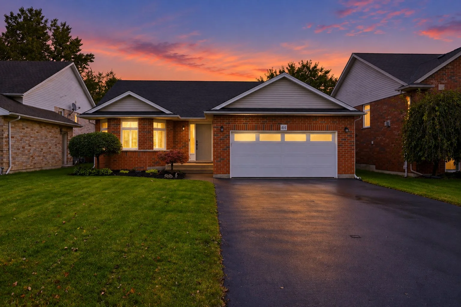 01-44 Thorold Ave-001 Dusk Edit.jpg