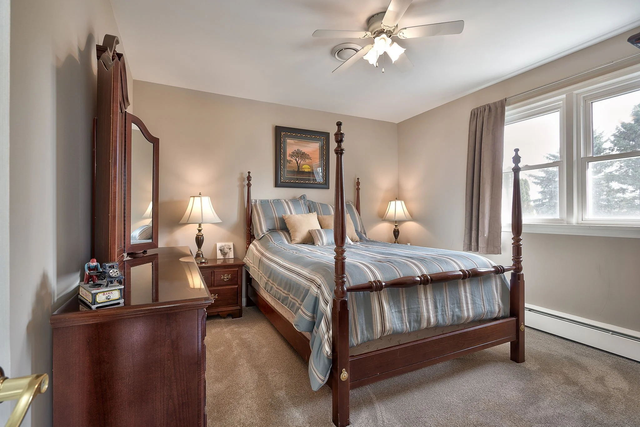 Bedroom 2 - 1.jpg