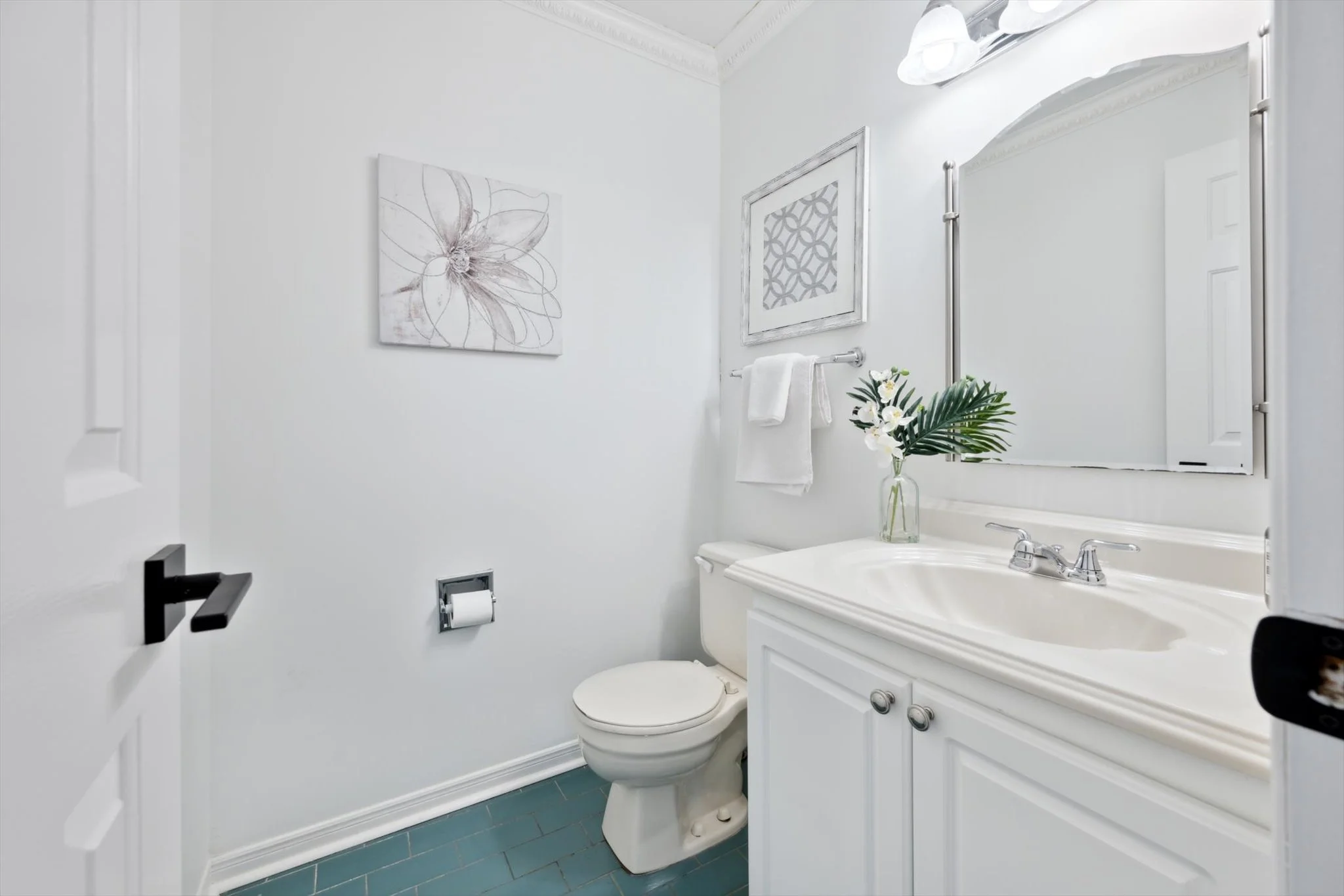 20-Warner Dr 020.jpg