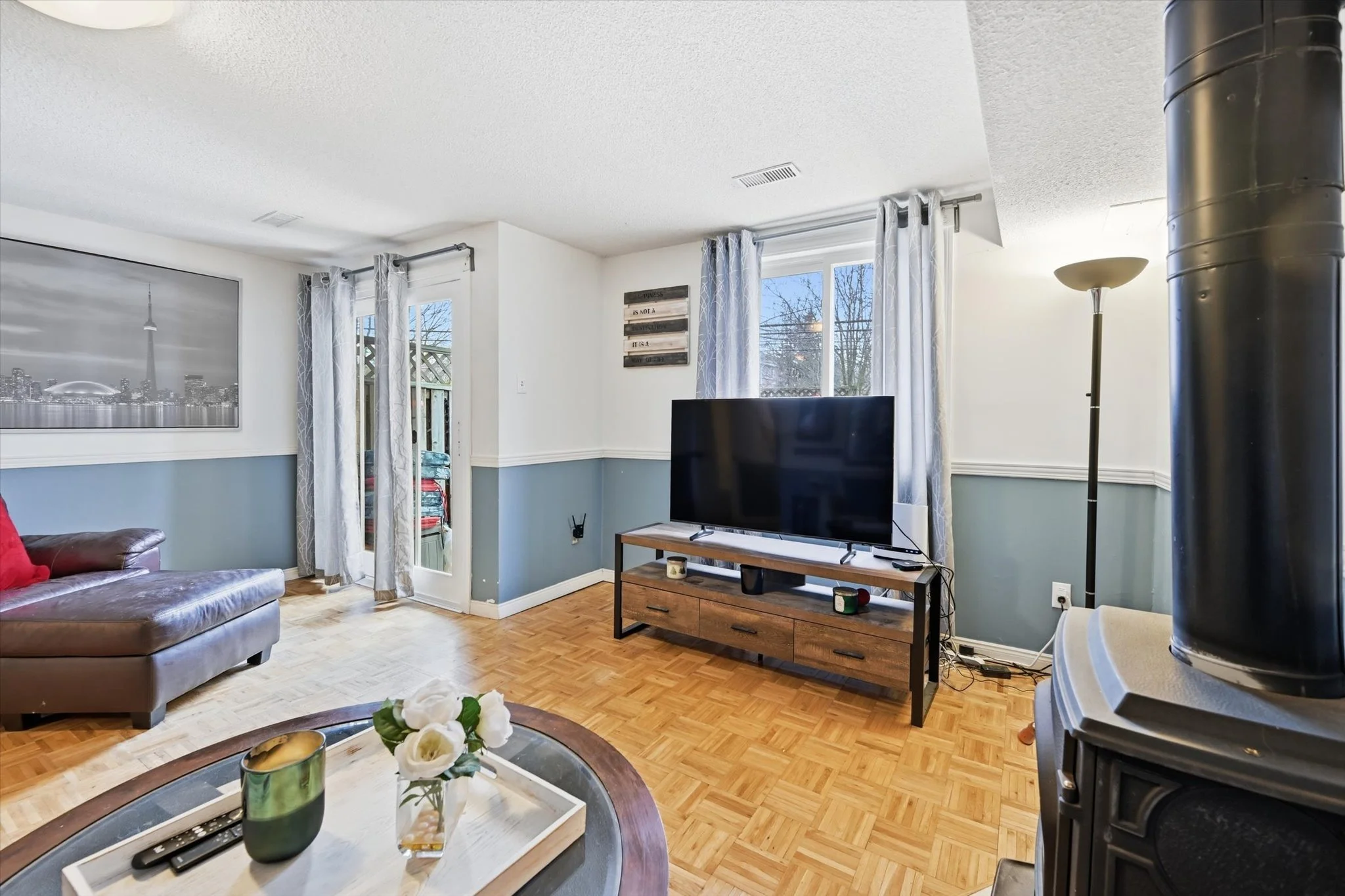 38-26 Moss Blvd 51-038.jpg