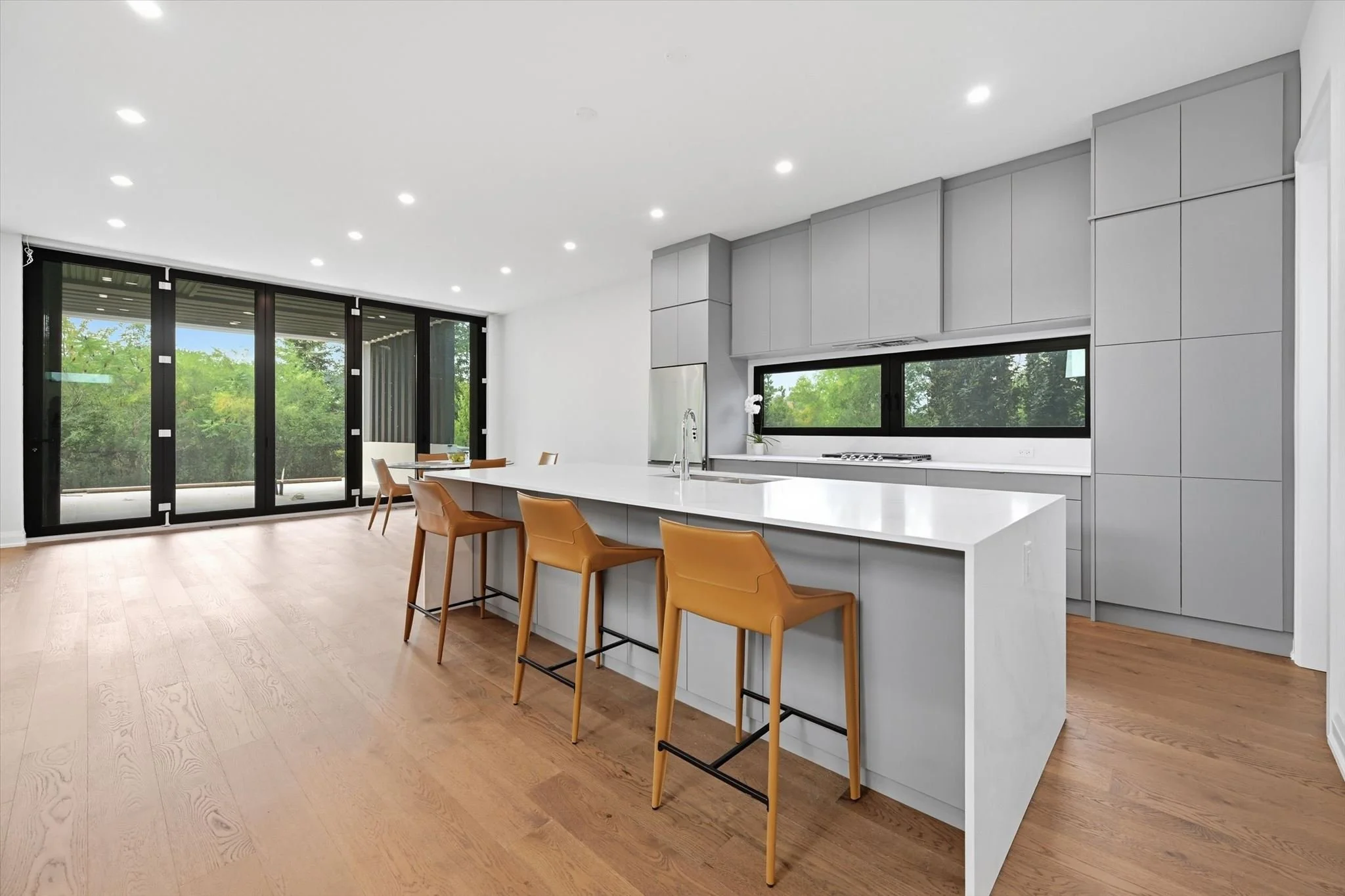 19-36 Windemere Rd-018.jpg