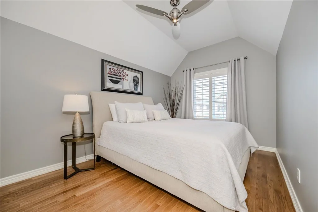 2247 Dewsbury Drive - Bedroom 3 - 1.jpg