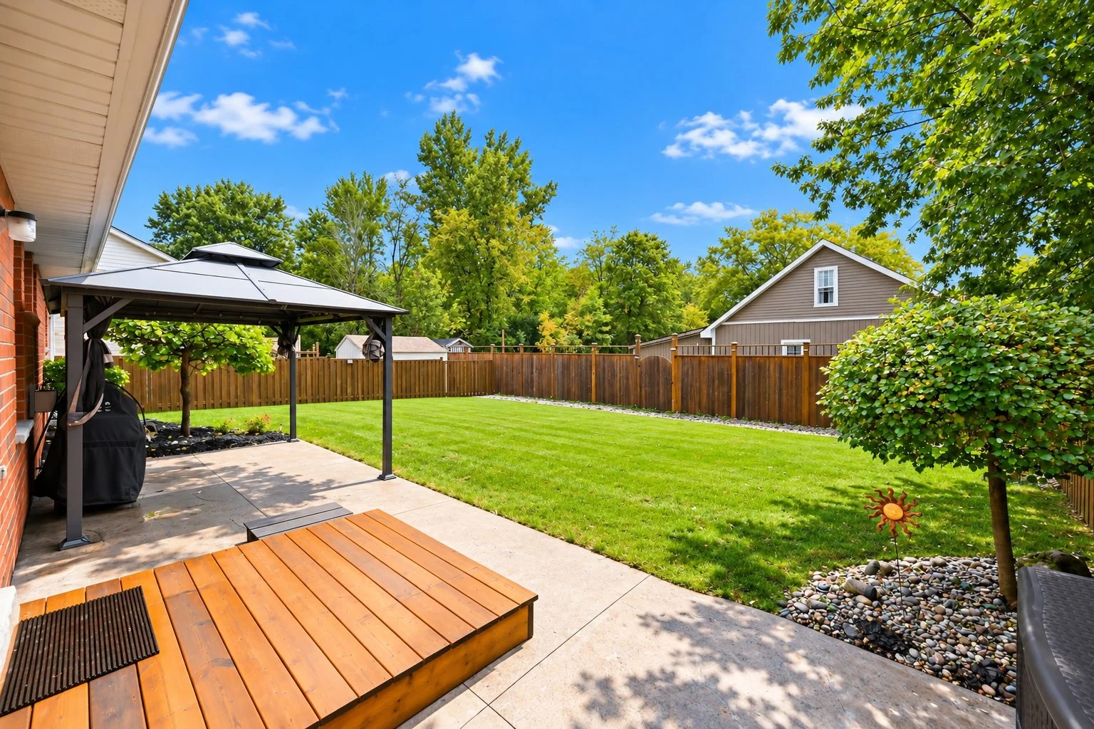 30-44 Thorold Ave-030 Edit.jpg