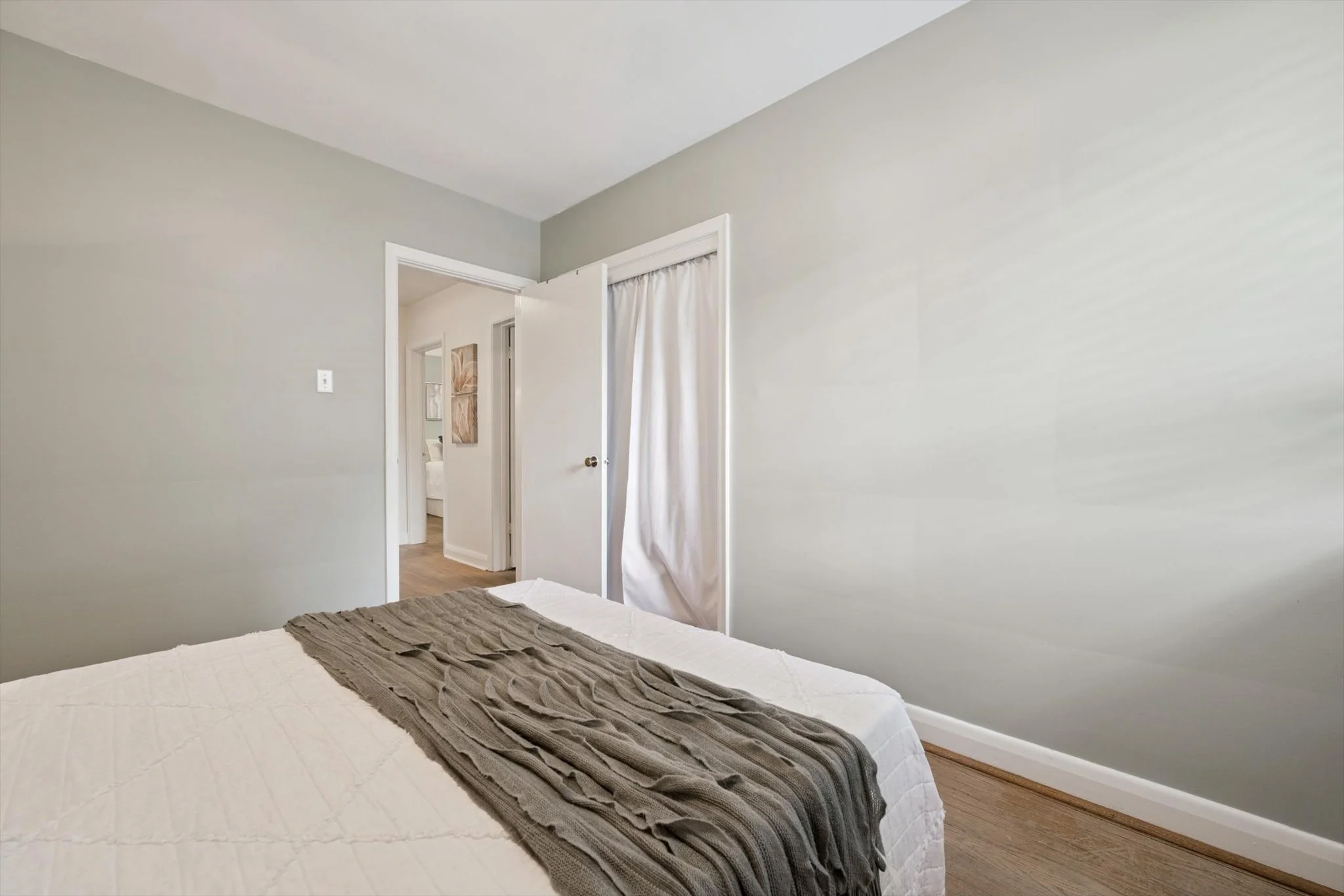 22-Lloyd Manor Rd 022.jpg