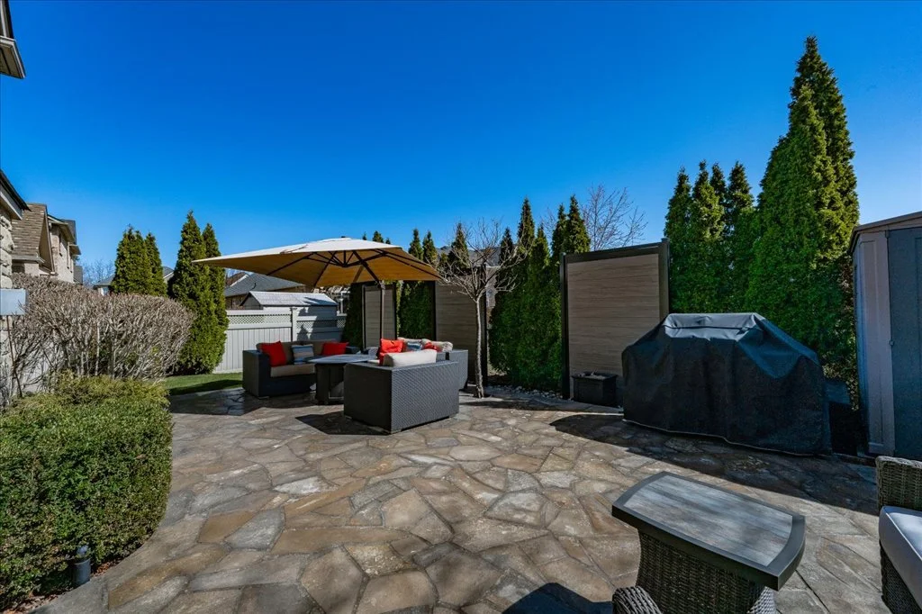 2247 Dewsbury Drive - Rear Yard 4.jpg