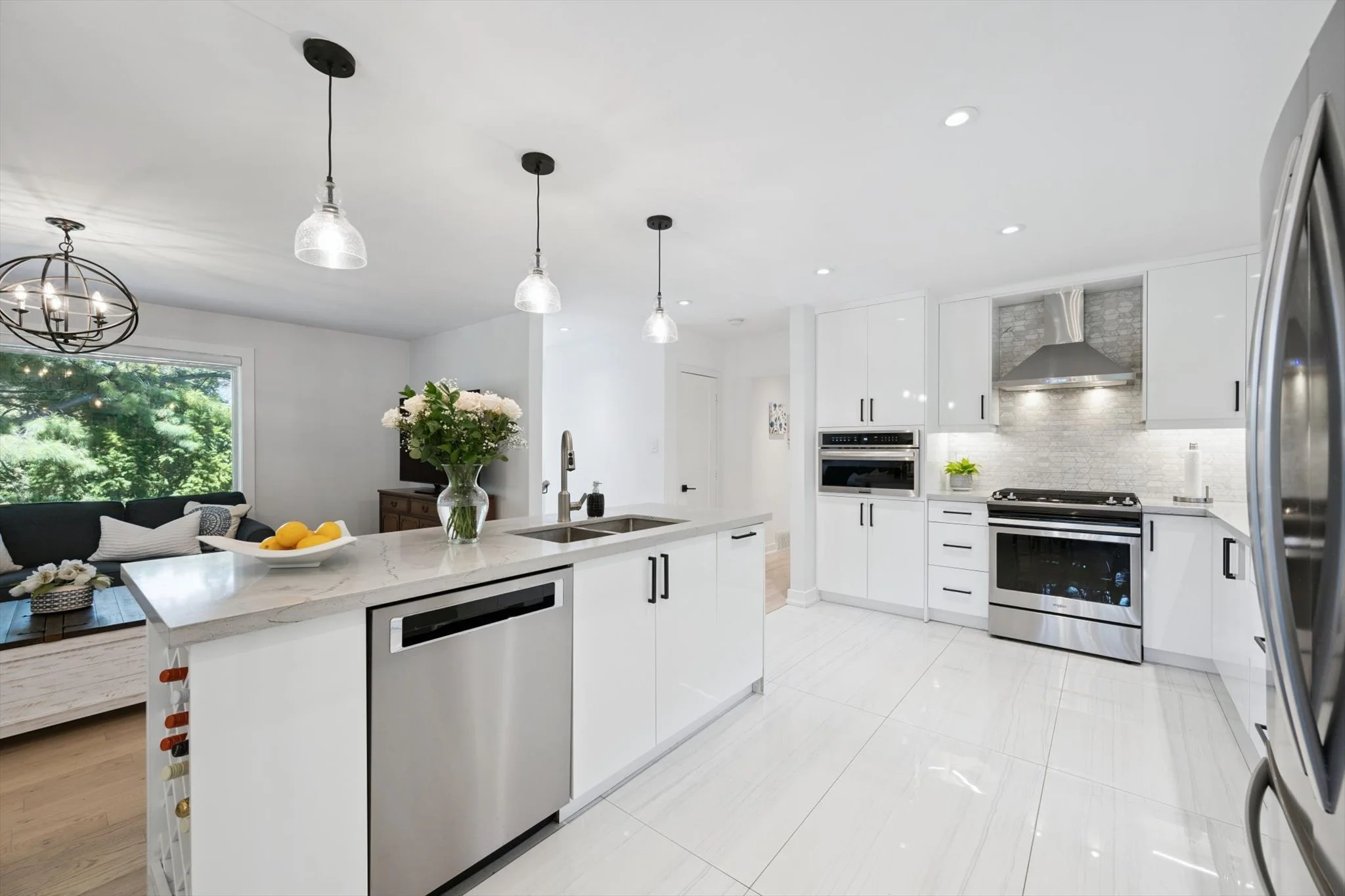 13-Hillavon Dr 013.jpg