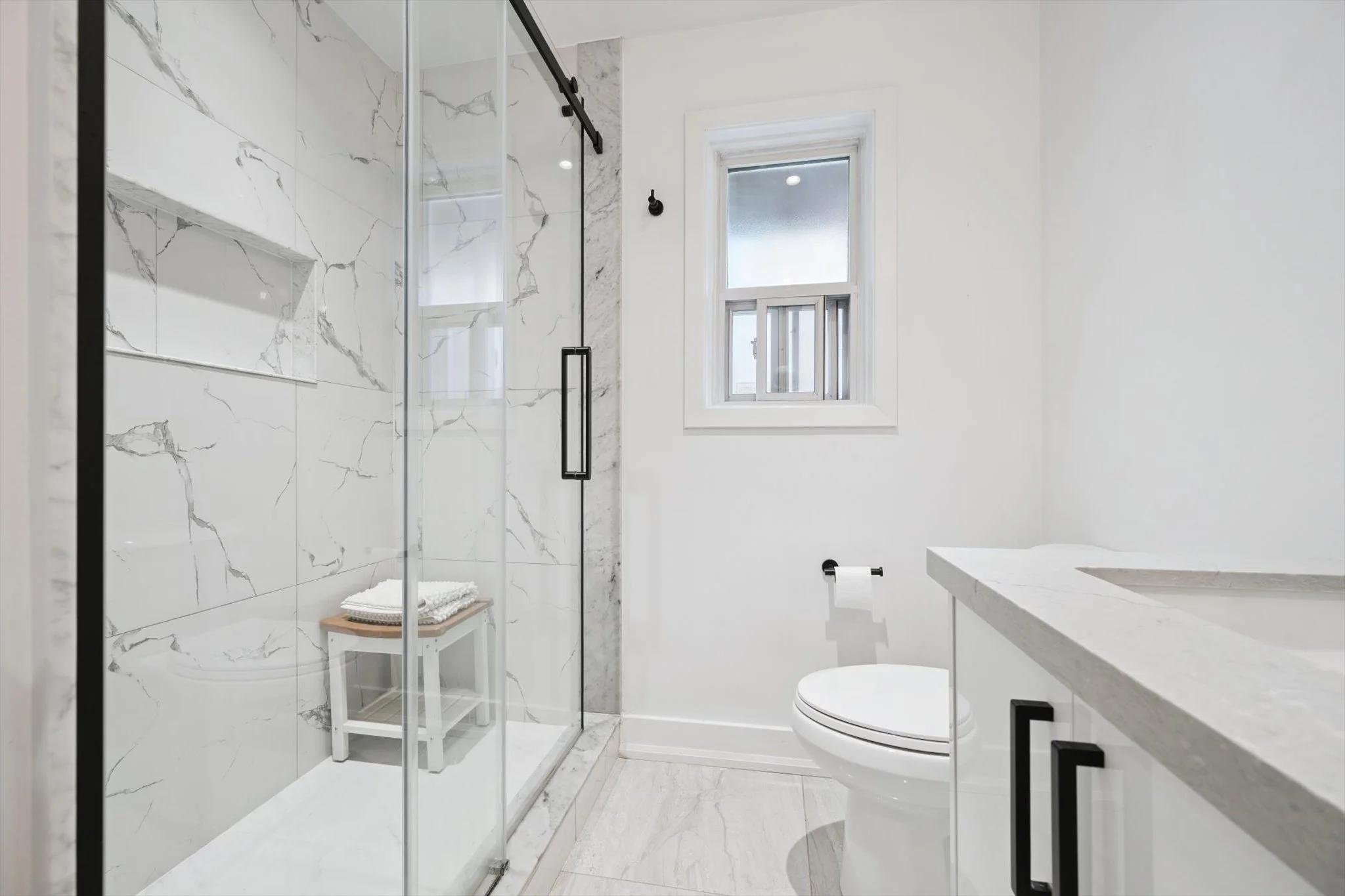 24-Hillavon Dr 024.jpg