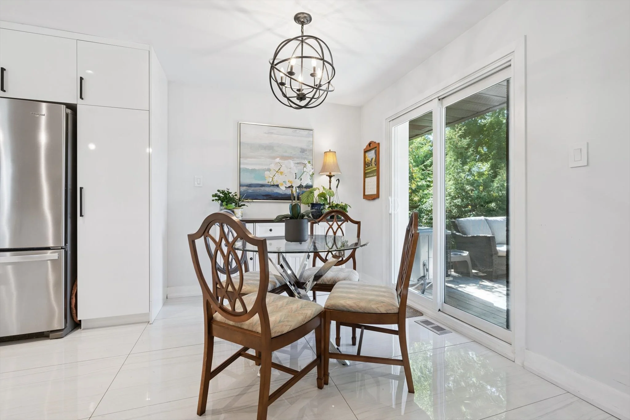 10-Hillavon Dr 010.jpg
