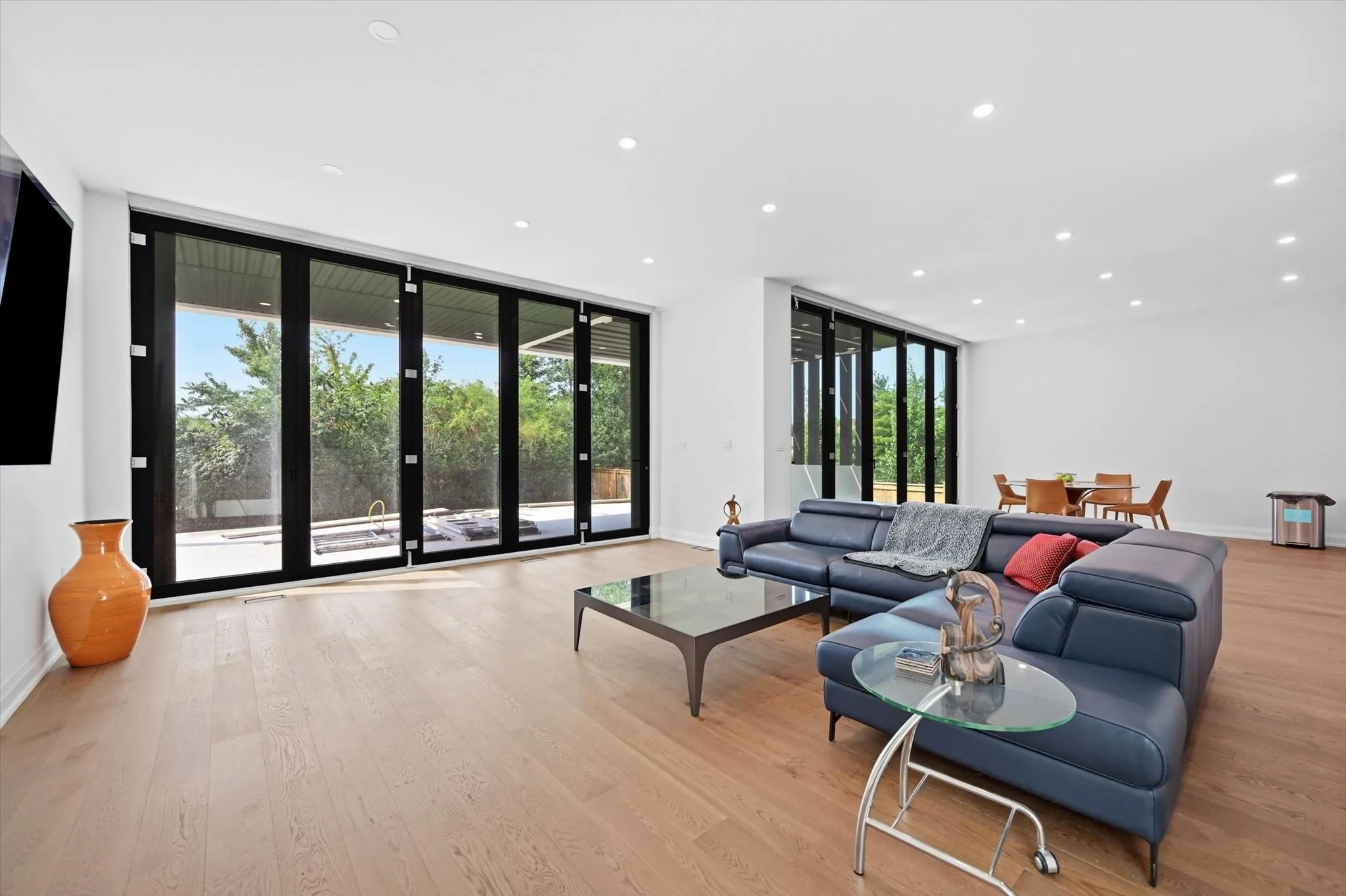 29-36 Windemere Rd-028.jpg