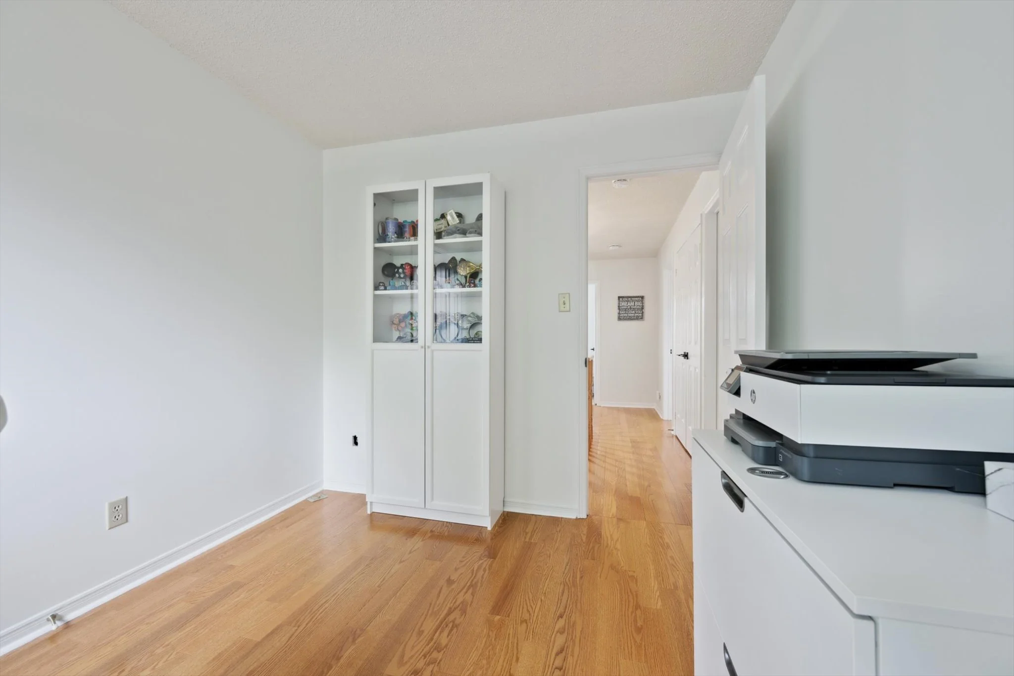 33-Warner Dr 033.jpg