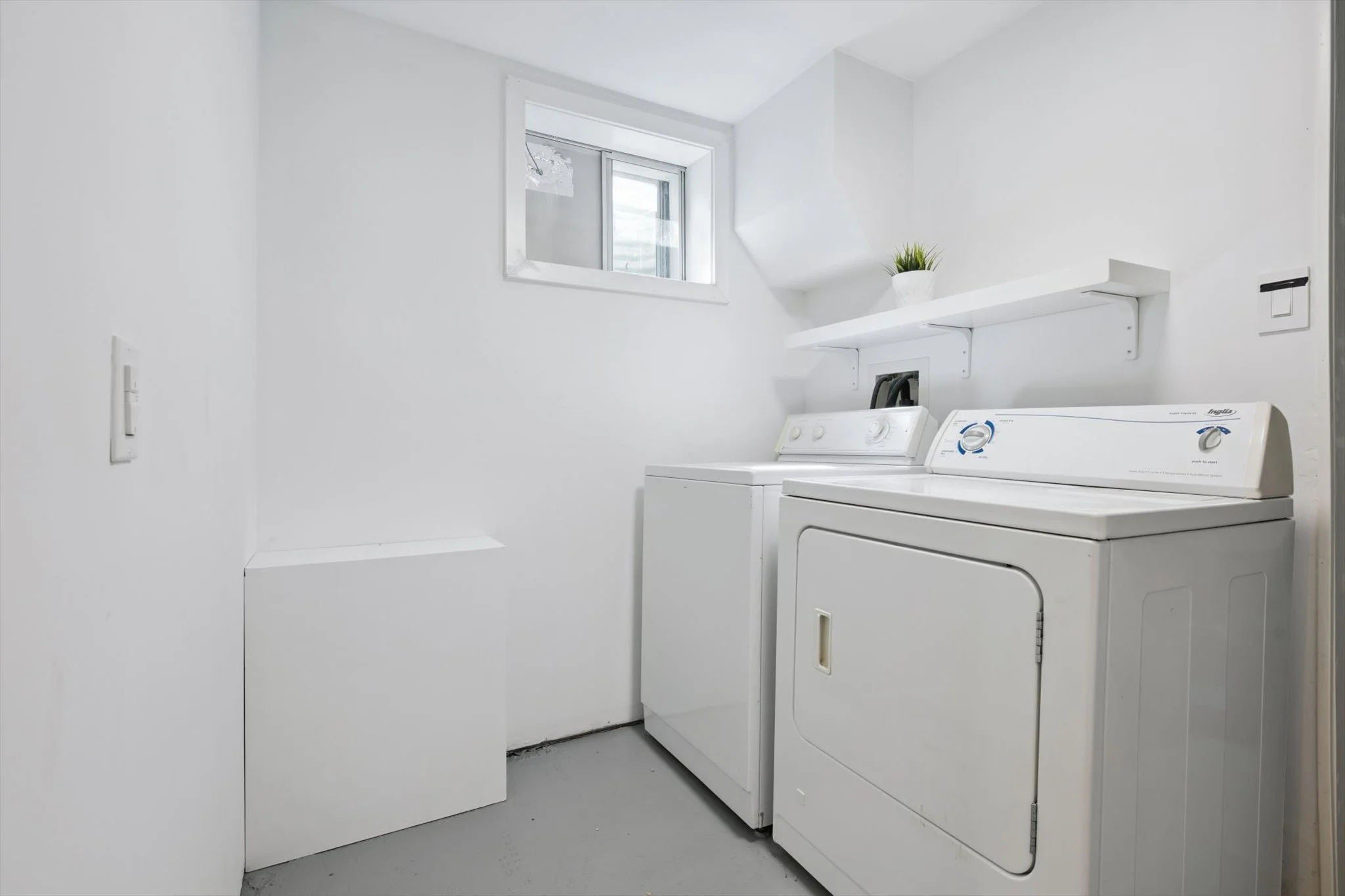 30-Hillavon Dr 030.jpg