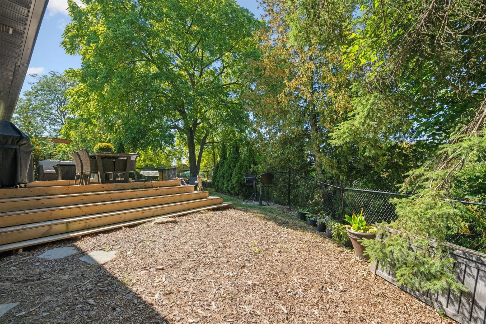37-Hillavon Dr 037.jpg
