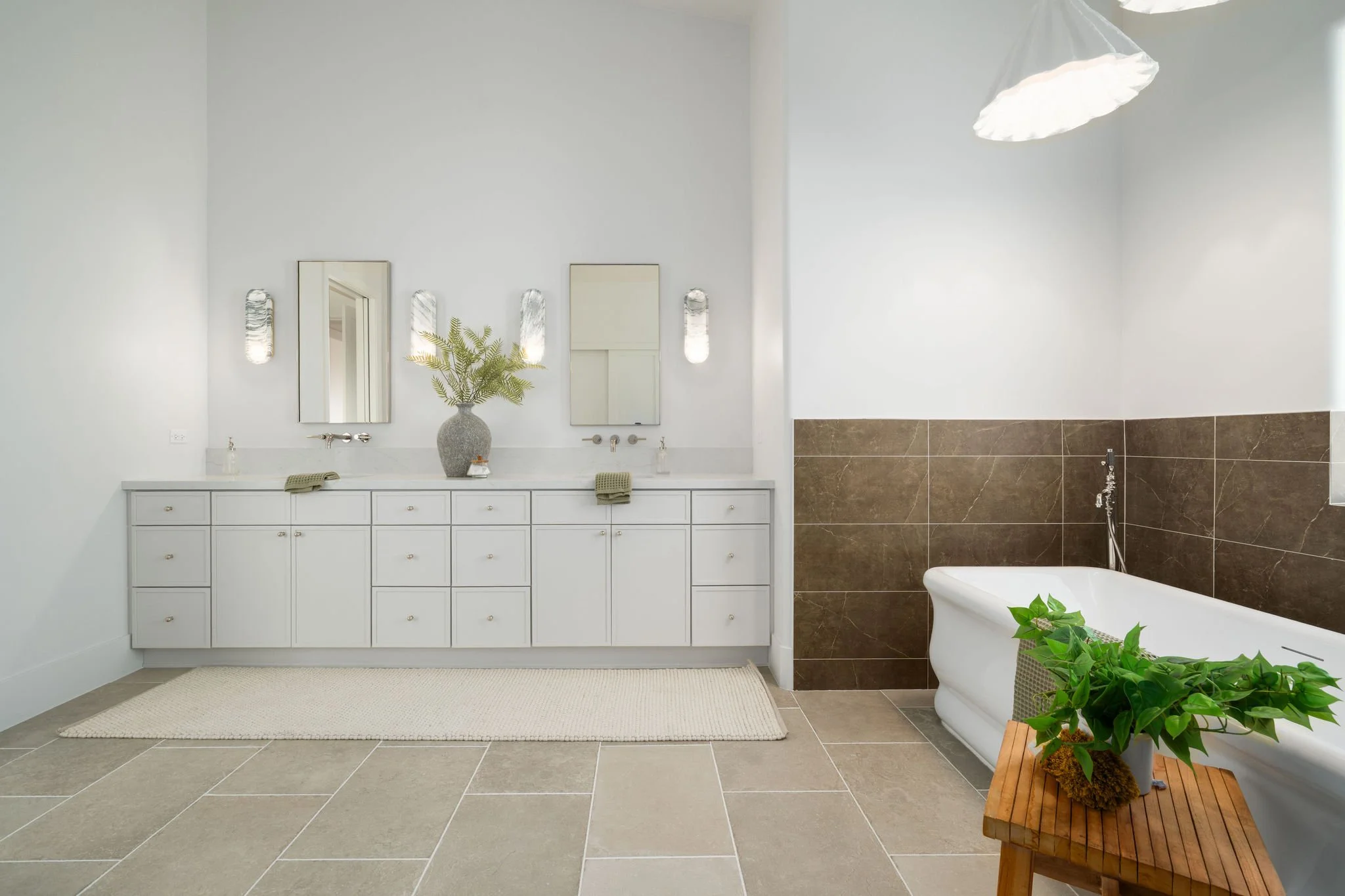 Master Bathroom 2.jpg