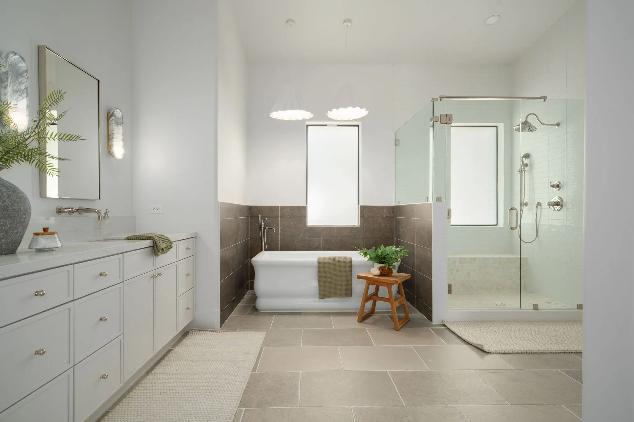 Master Bathroom 1.jpg