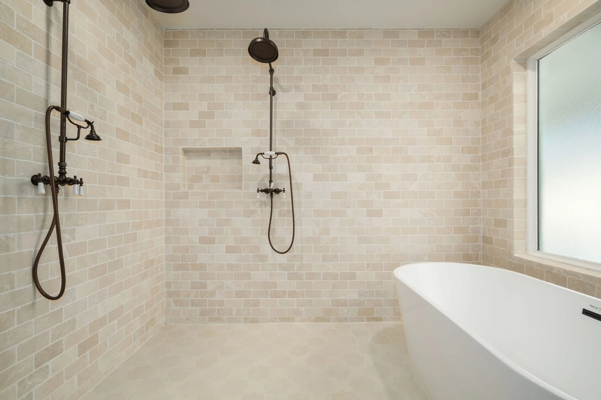 Master Bathroom 2.jpg