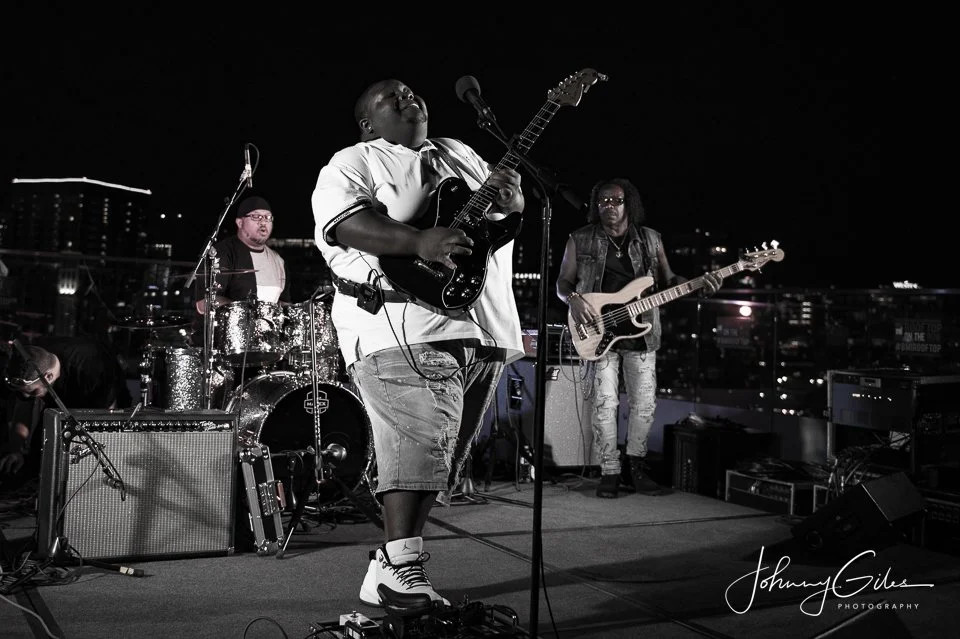 Christone "Kingfish" Ingram&nbsp;Commands the Rooftop at AmericanaFest