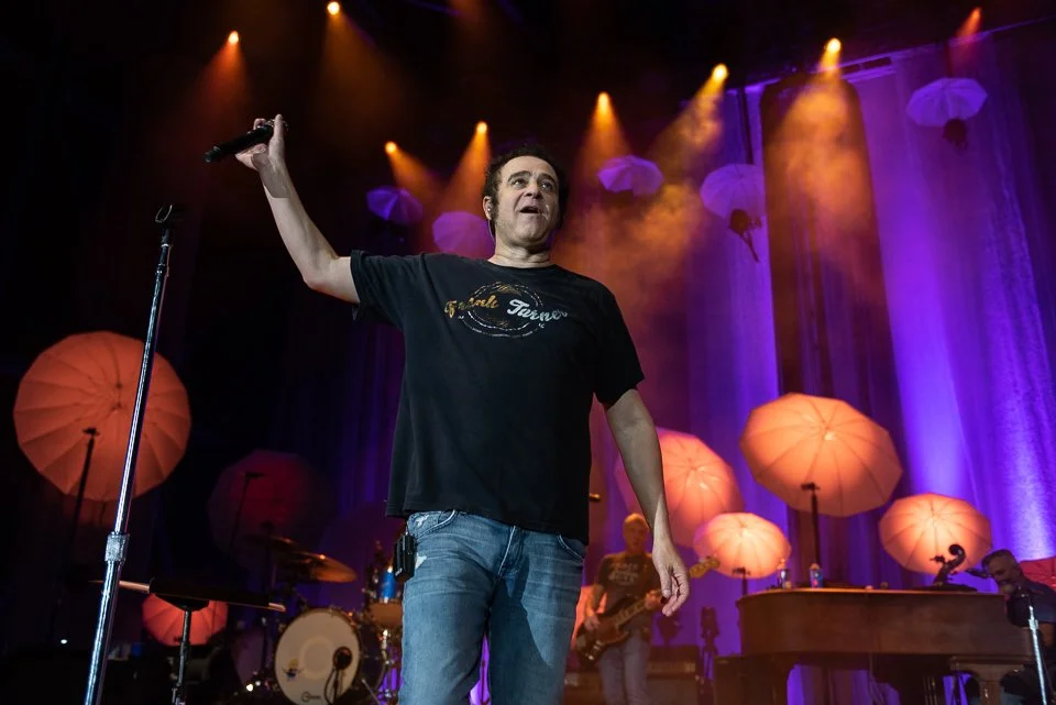 Counting Crows&nbsp;Deliver an Emotionally Driven Set in Franklin