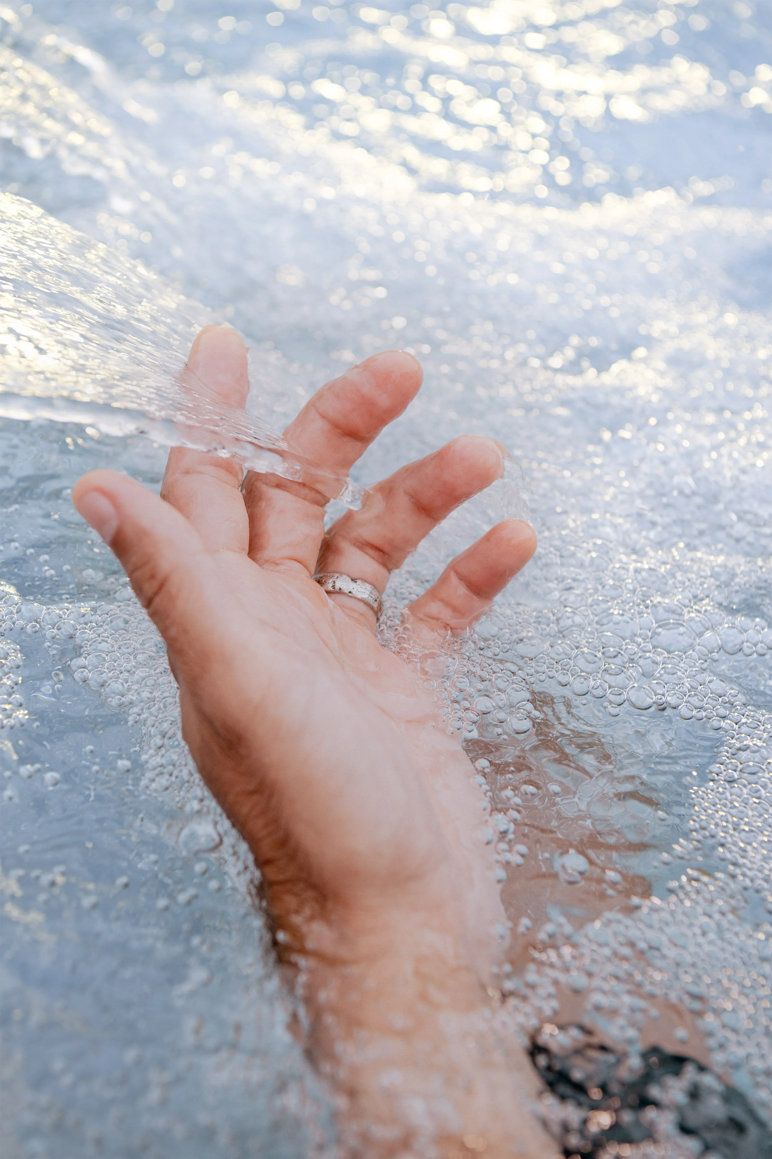 20250818-25_08_18_Jacuzzi_J5_Talent_0296-Edit_Smaller.jpg