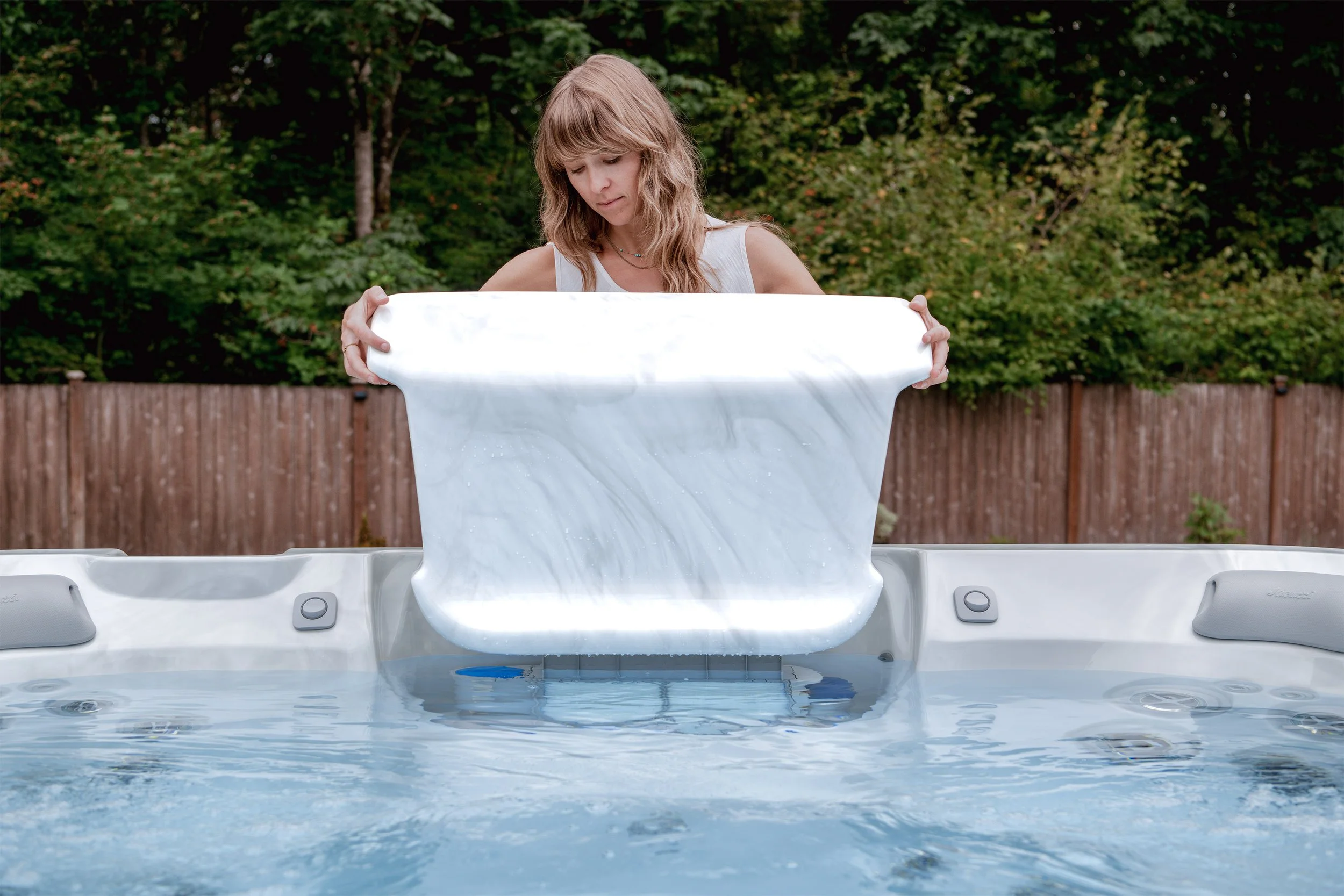 20250818-25_08_18_Jacuzzi_J5_Talent_0273_Smaller.jpg