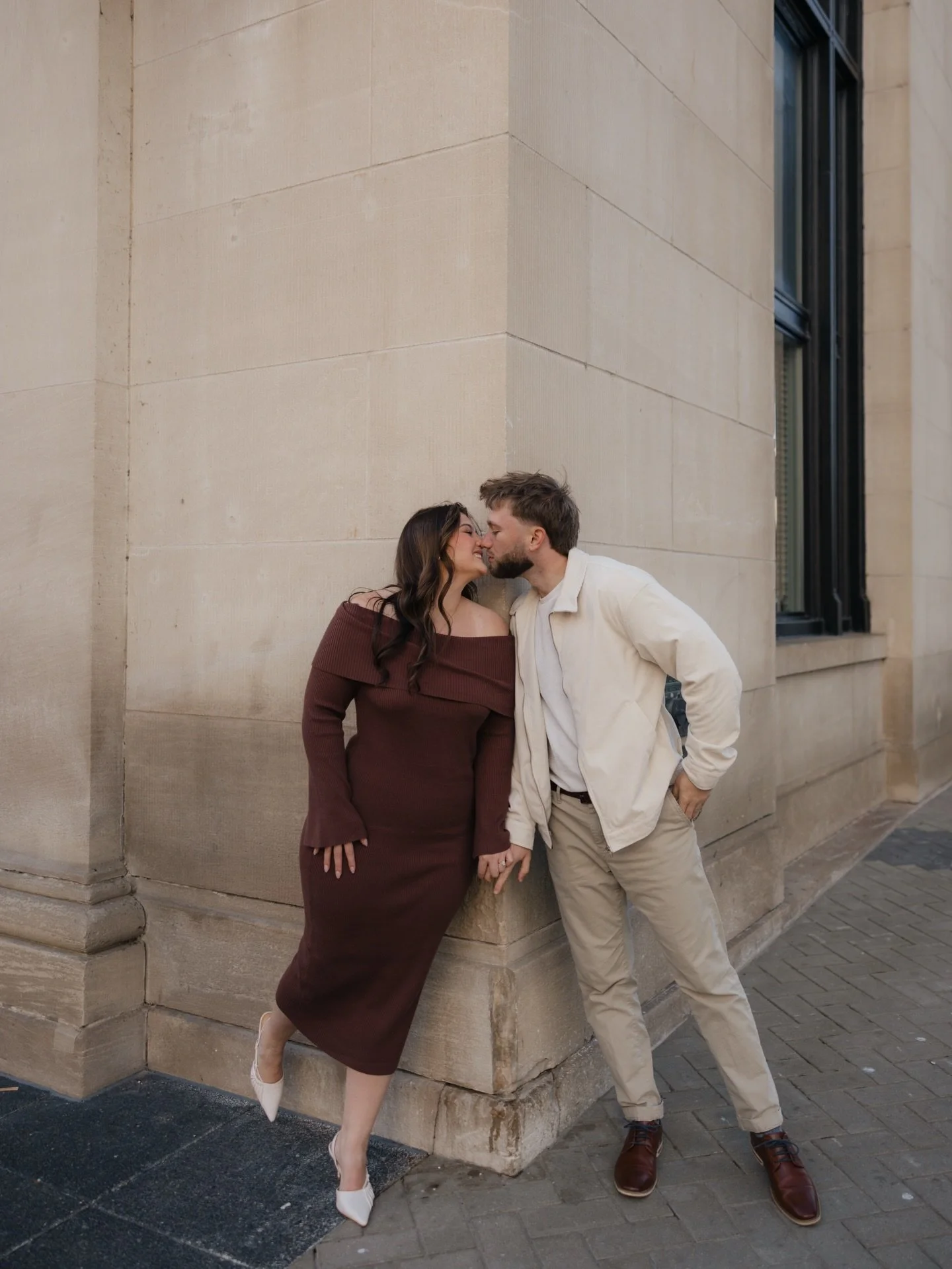 Starting 2026 posts off with an engagement session at the Amway 💍

They got engaged right around the corner from here and the Amway is a special location to them! I&rsquo;m ready to celebrate them this year 🥂

Engagement photos, wedding photographe