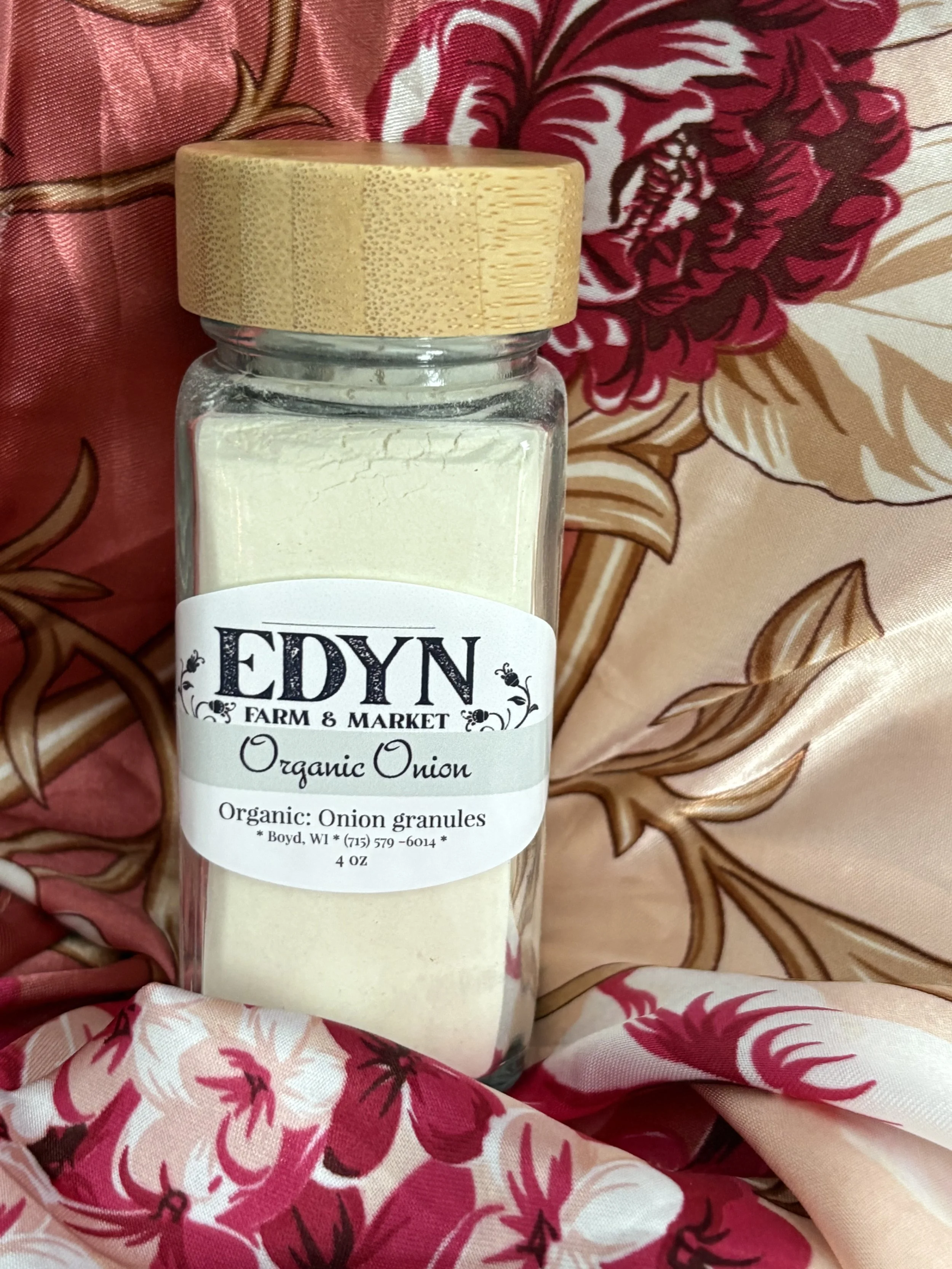 Organic onion powder