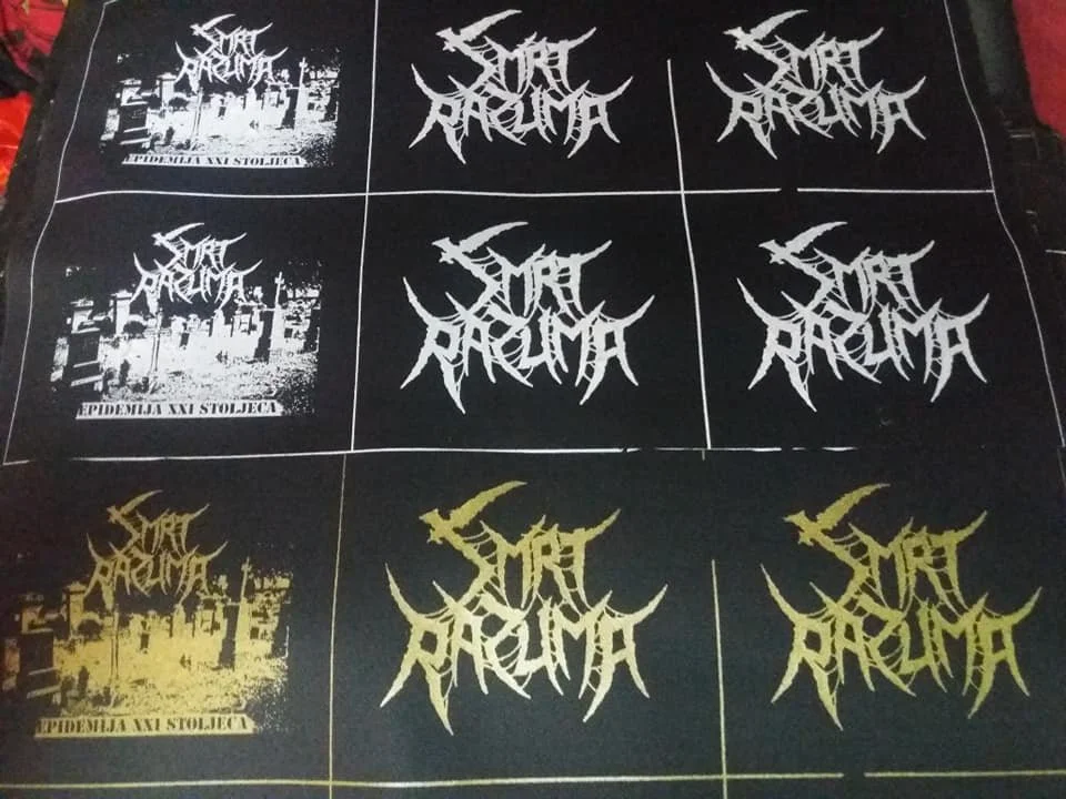 A sheet with nine repeated logos for 'Smrt Razuma' in black, white, and gold color variations.