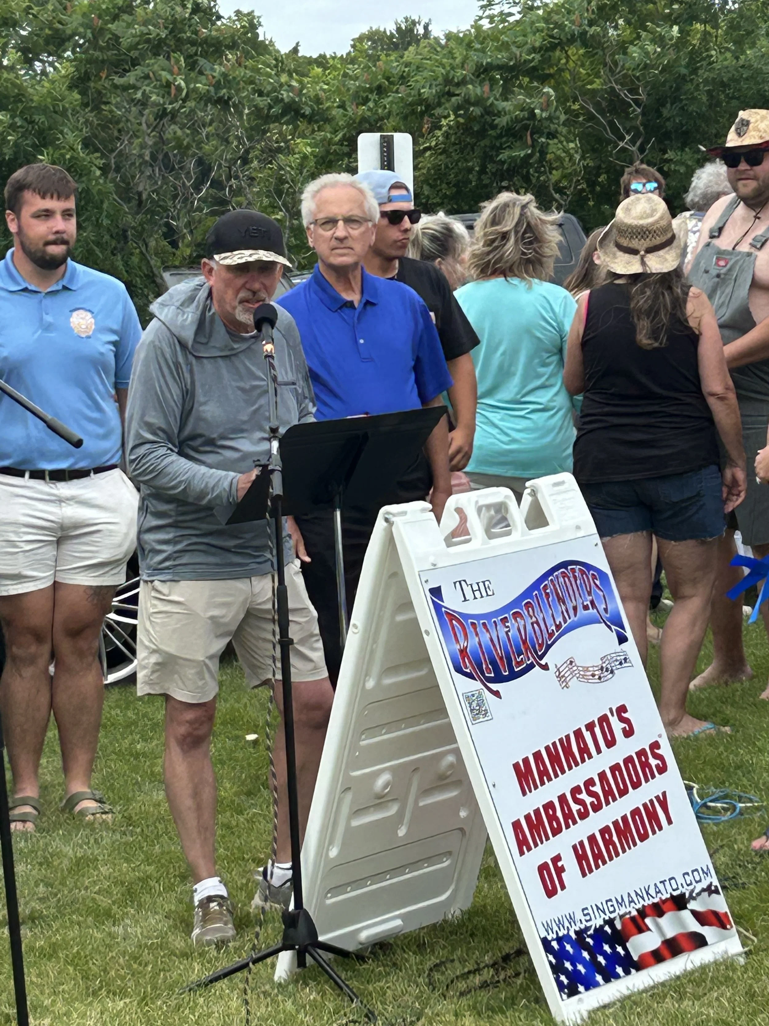 Madison Lake Mayor, Al Dorn, Announces the Winners