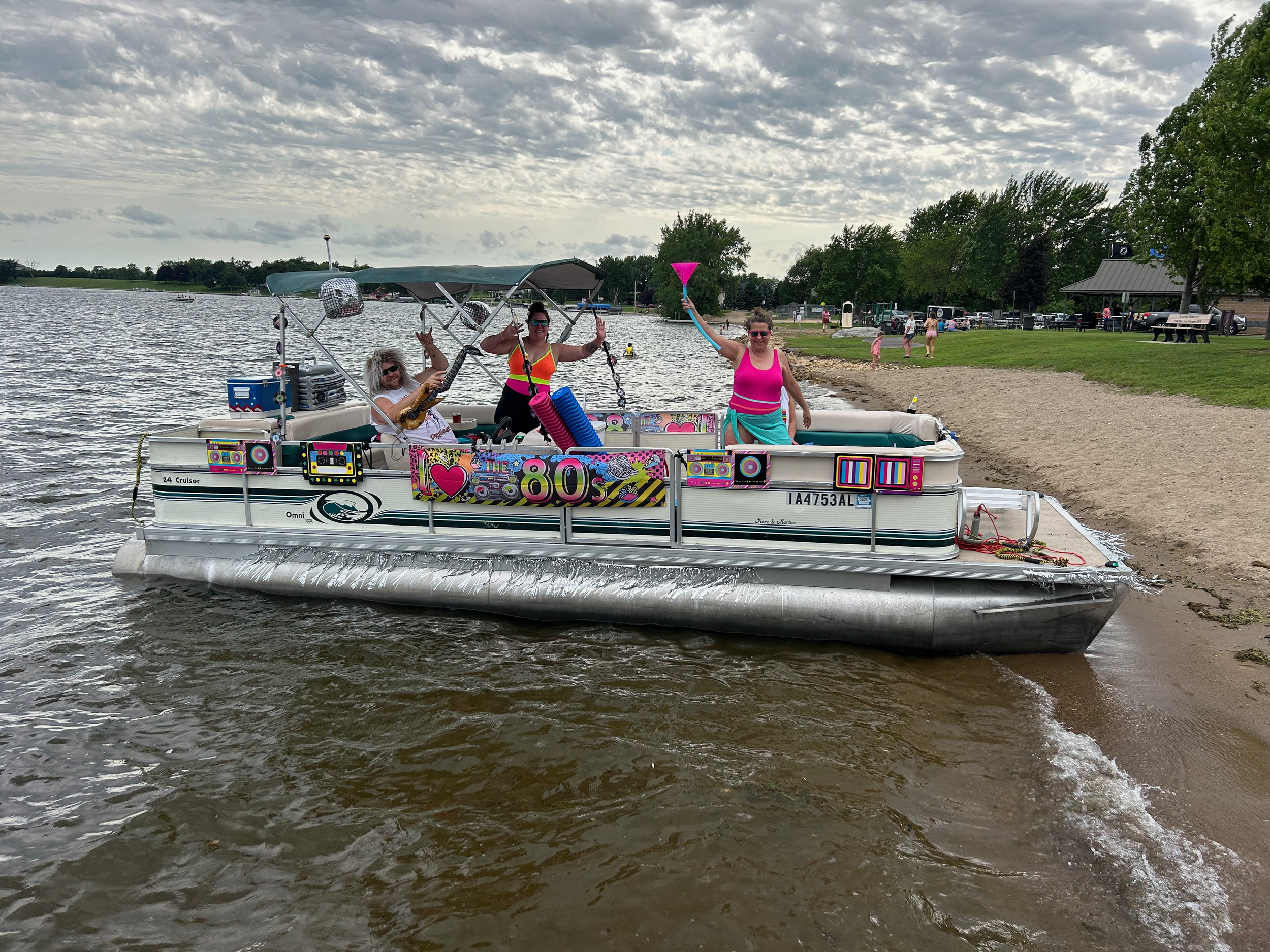 Best Costumes Winner - Team 80's!