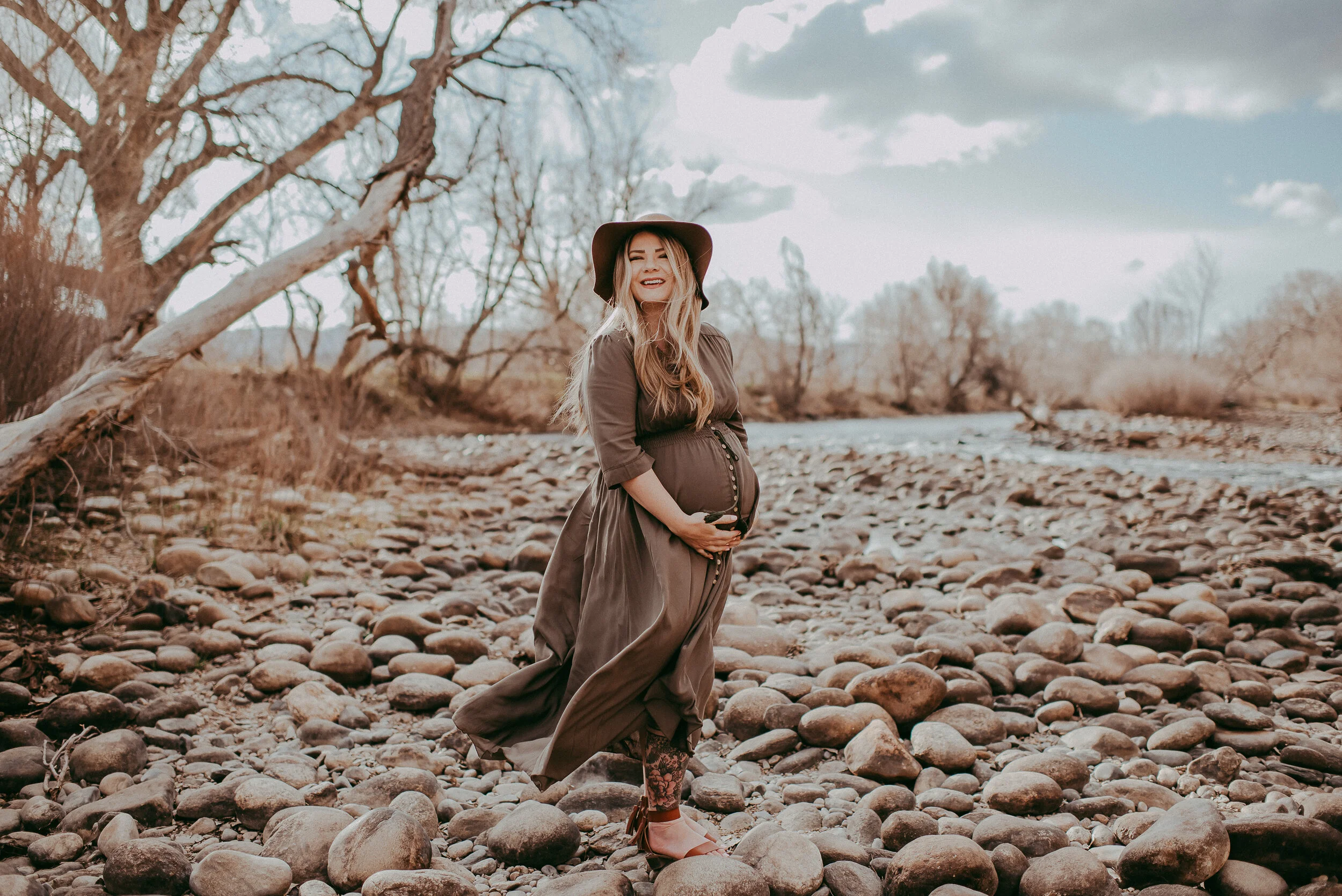 sunshinelady_fort-collins-maternity-photographer.jpg