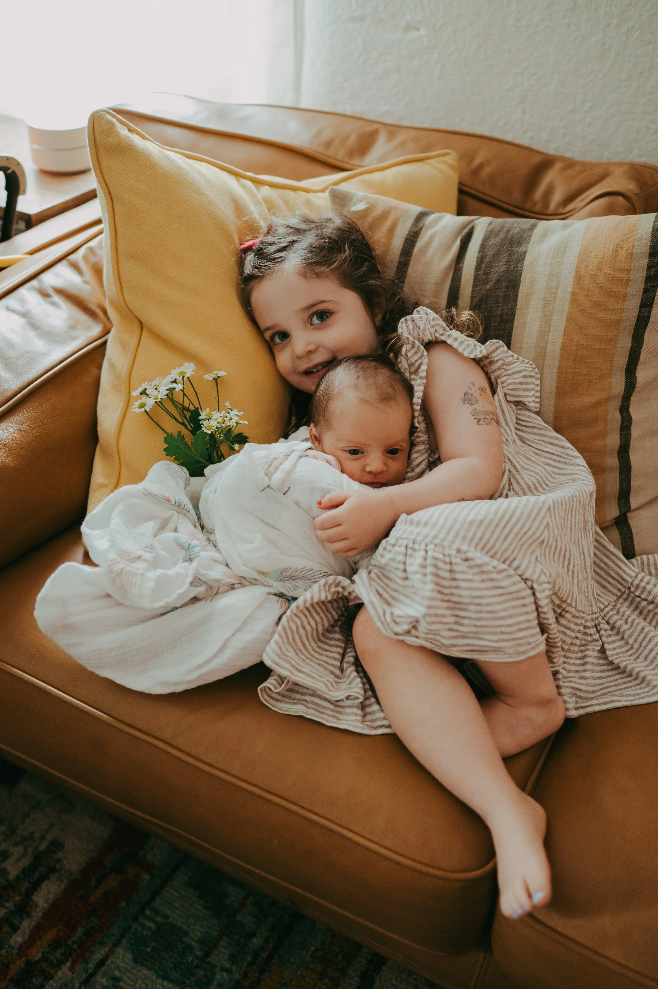 sunshine-lady-colorado+california-photography-lifestyle-newborn.jpeg