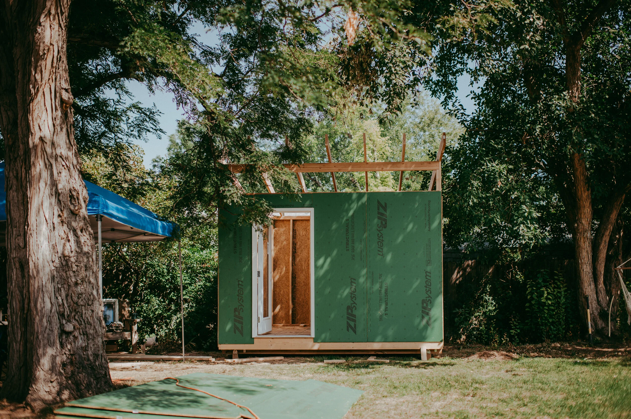 The S Word | Modern Backyard Studio | Sunshine Lady Photography