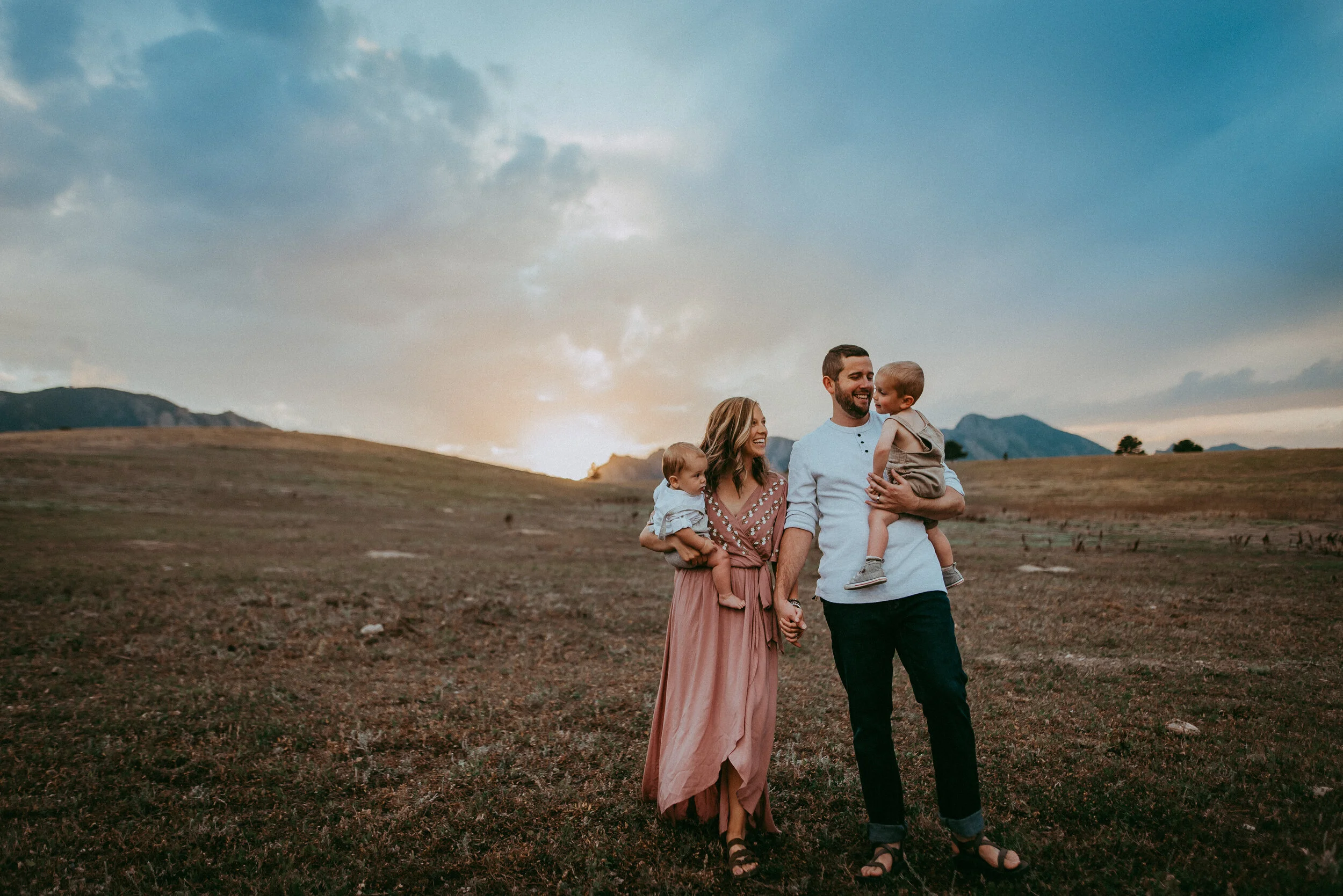 northern-colorado-family-session-photo-by-sunshine-lady-photography.jpg