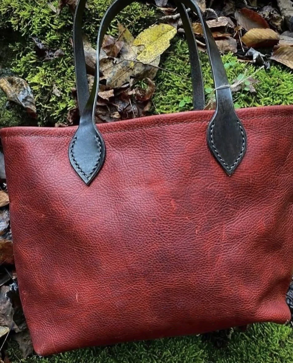 red tote.jpg