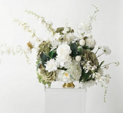 Medium Artificial Arrangement