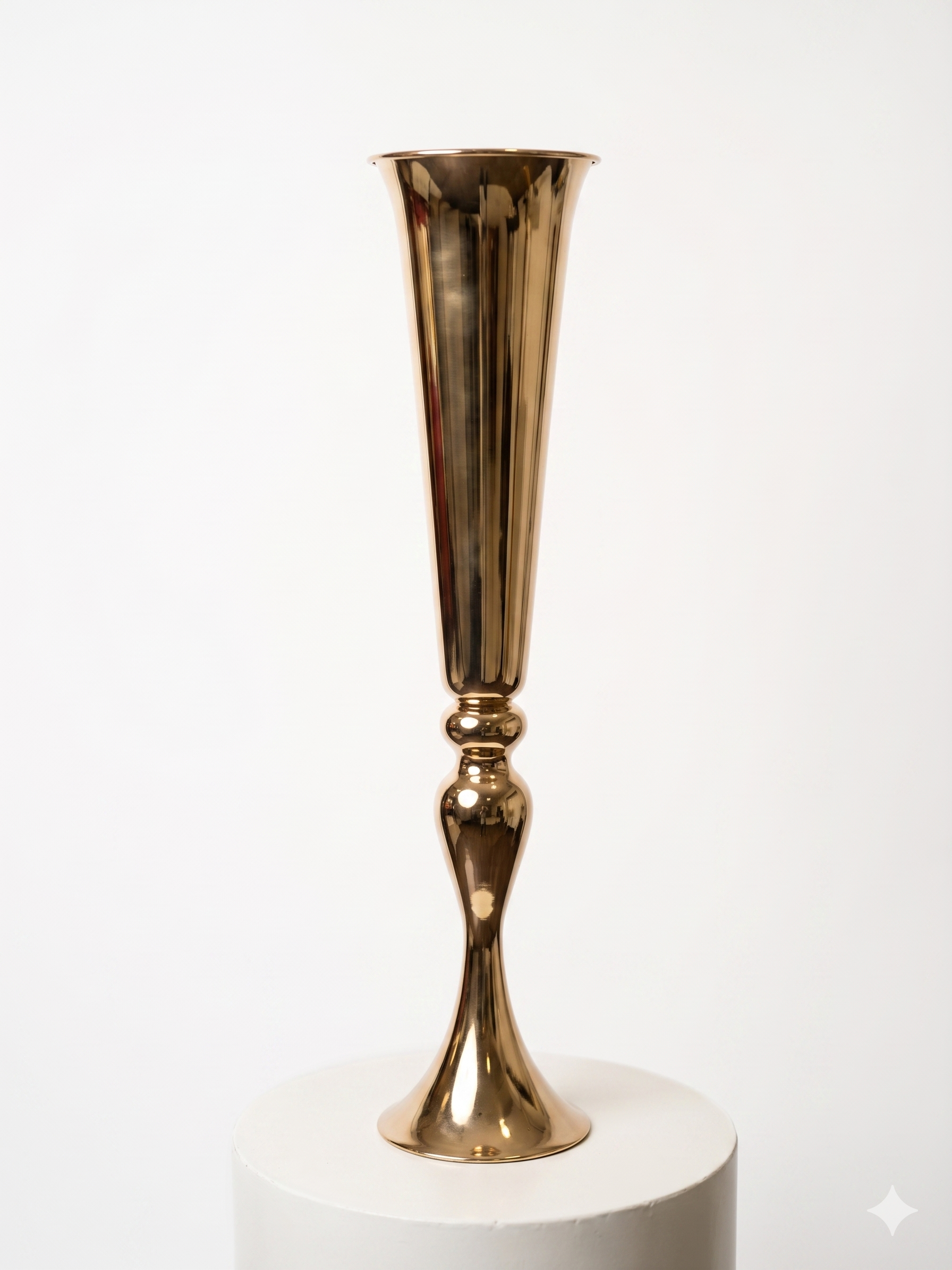 Gold-Trumpet-Riser.png