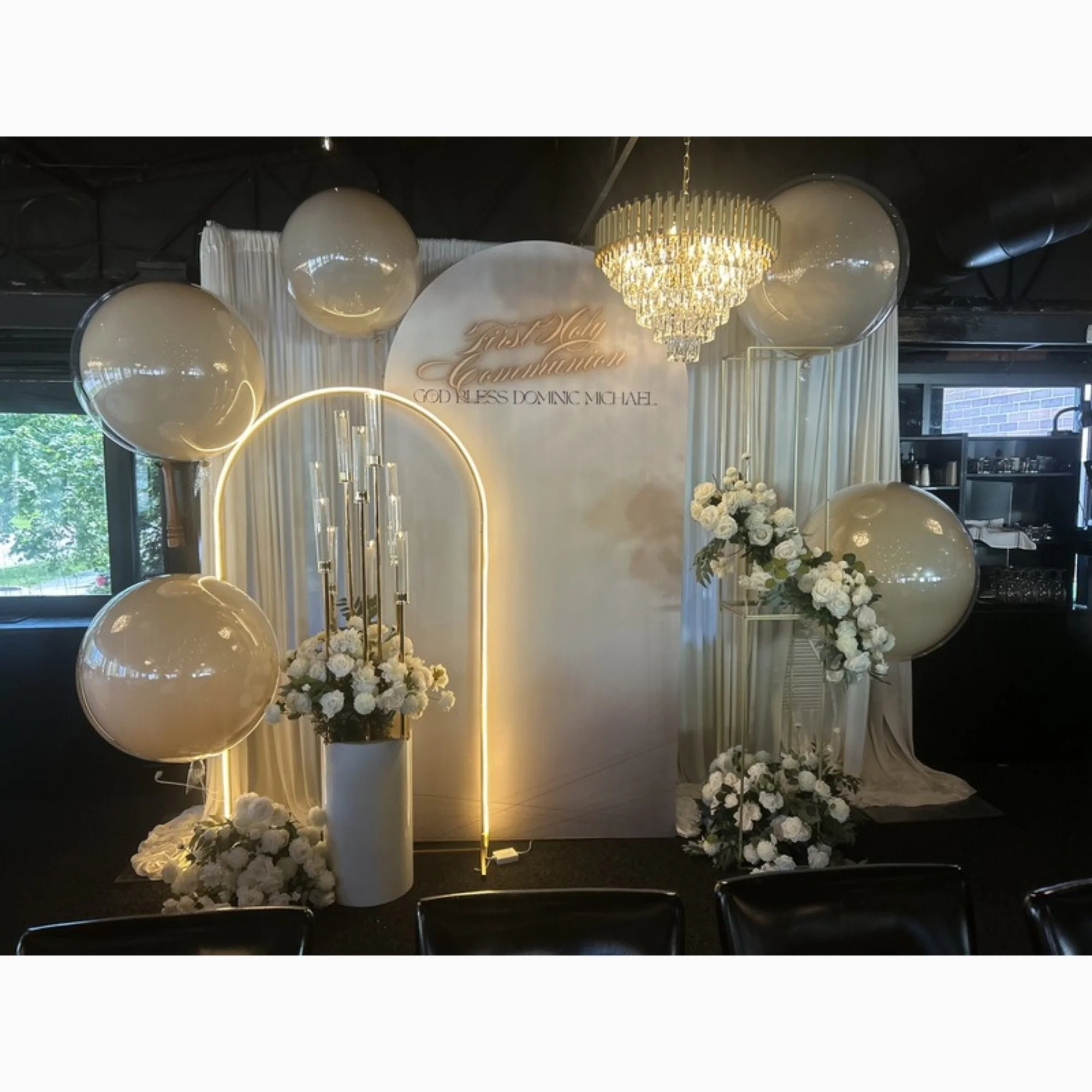 balloon-and-arch-backdrop-setup.jpg