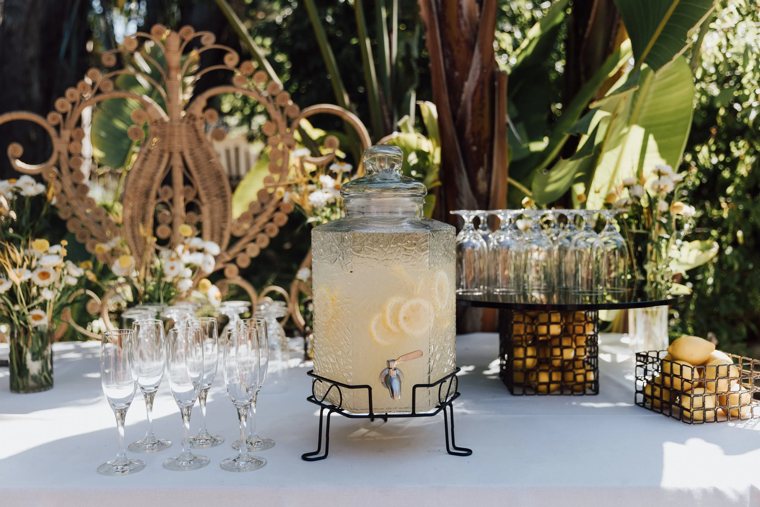 THEDELAURAS_THEHOLLYFARM_CARMEL_WEDDING_JILLIANRILEY_1512.jpg