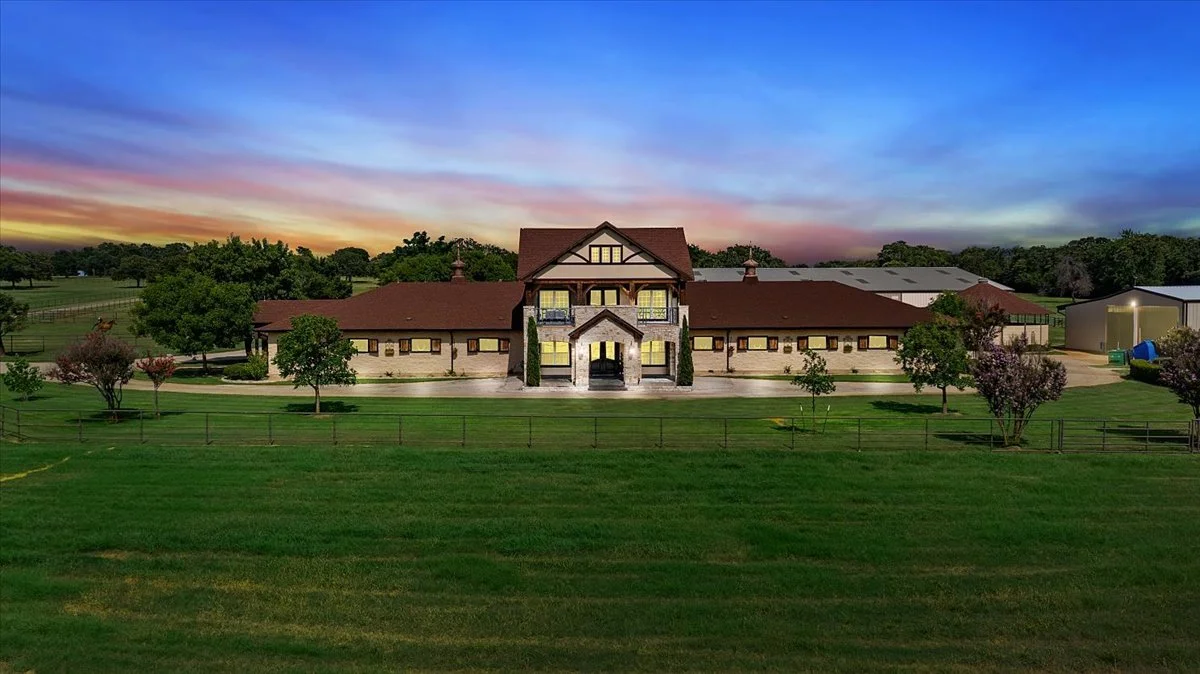 Modern equestrian facility and horse boarding barn in Pilot Point TX