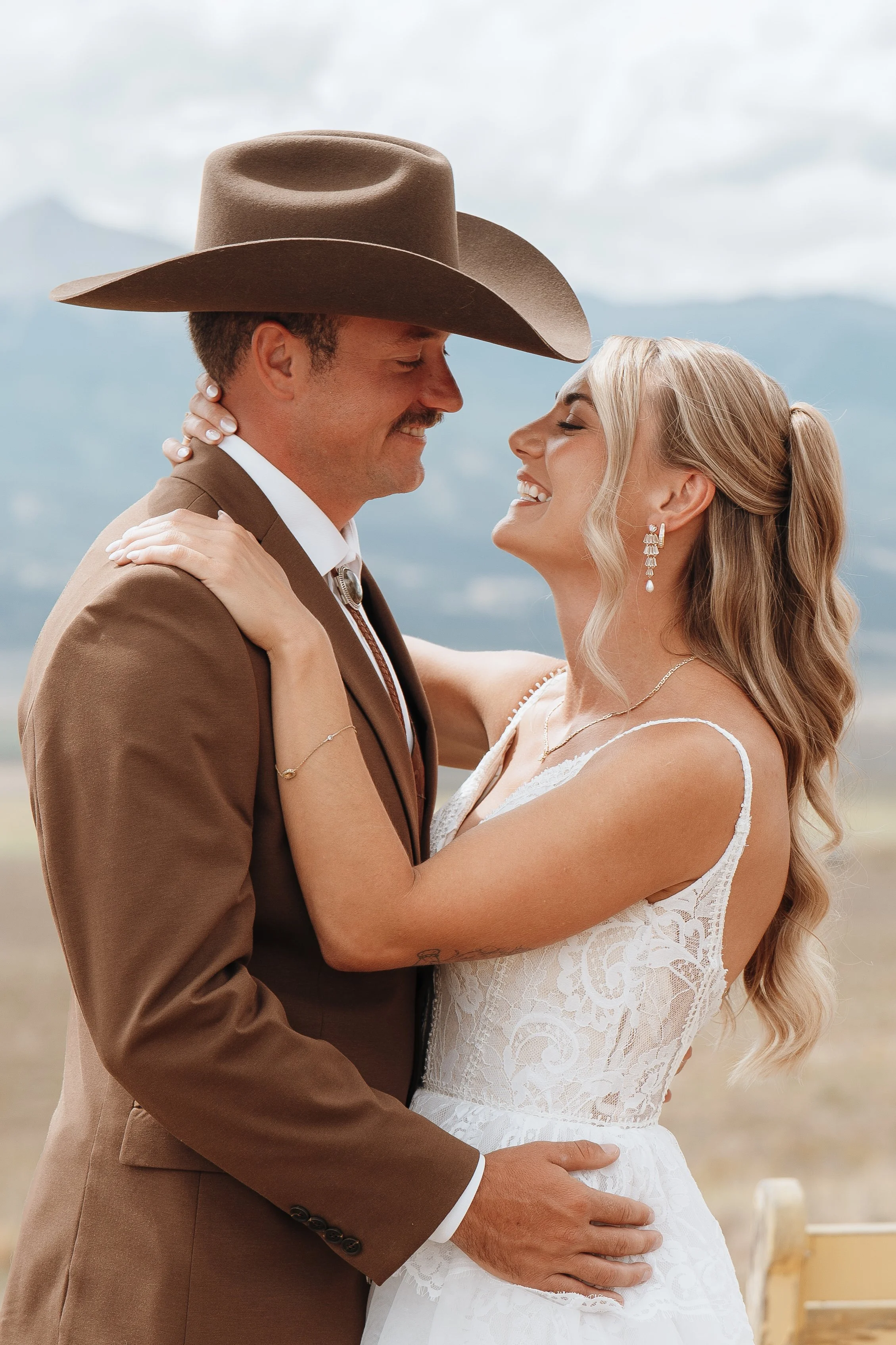 20260815_clay-cheyenne_work_sarah-cody-wedding_0516-2.jpg