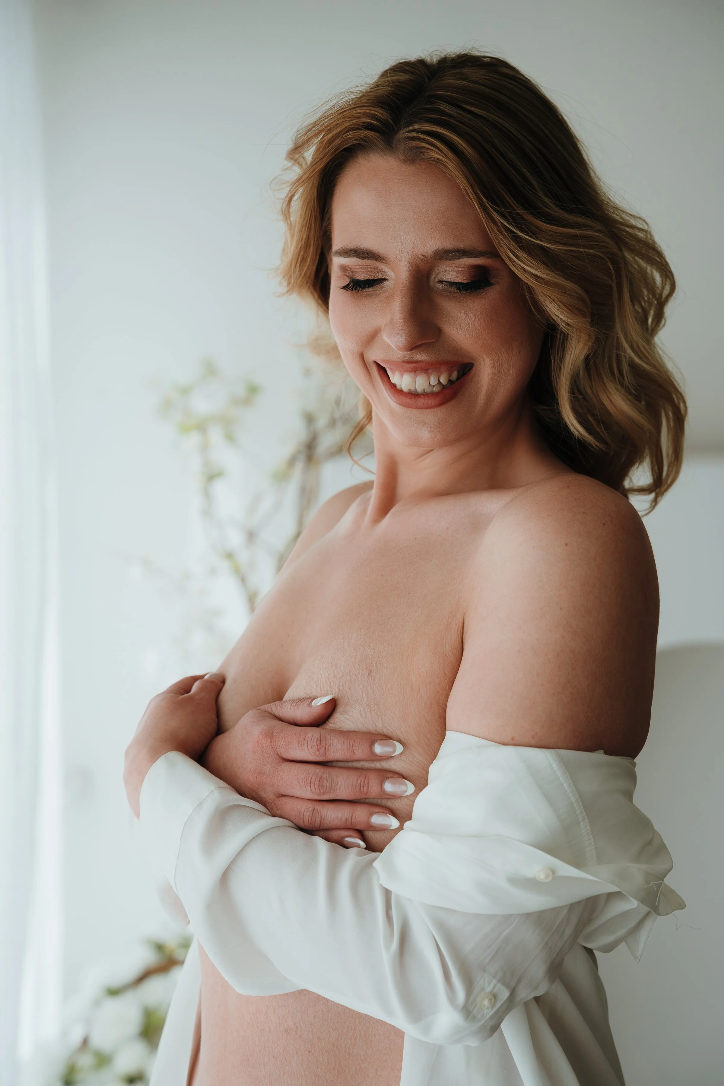 20260425_work_clay-cheyenne_holly-boudoir_171.jpg
