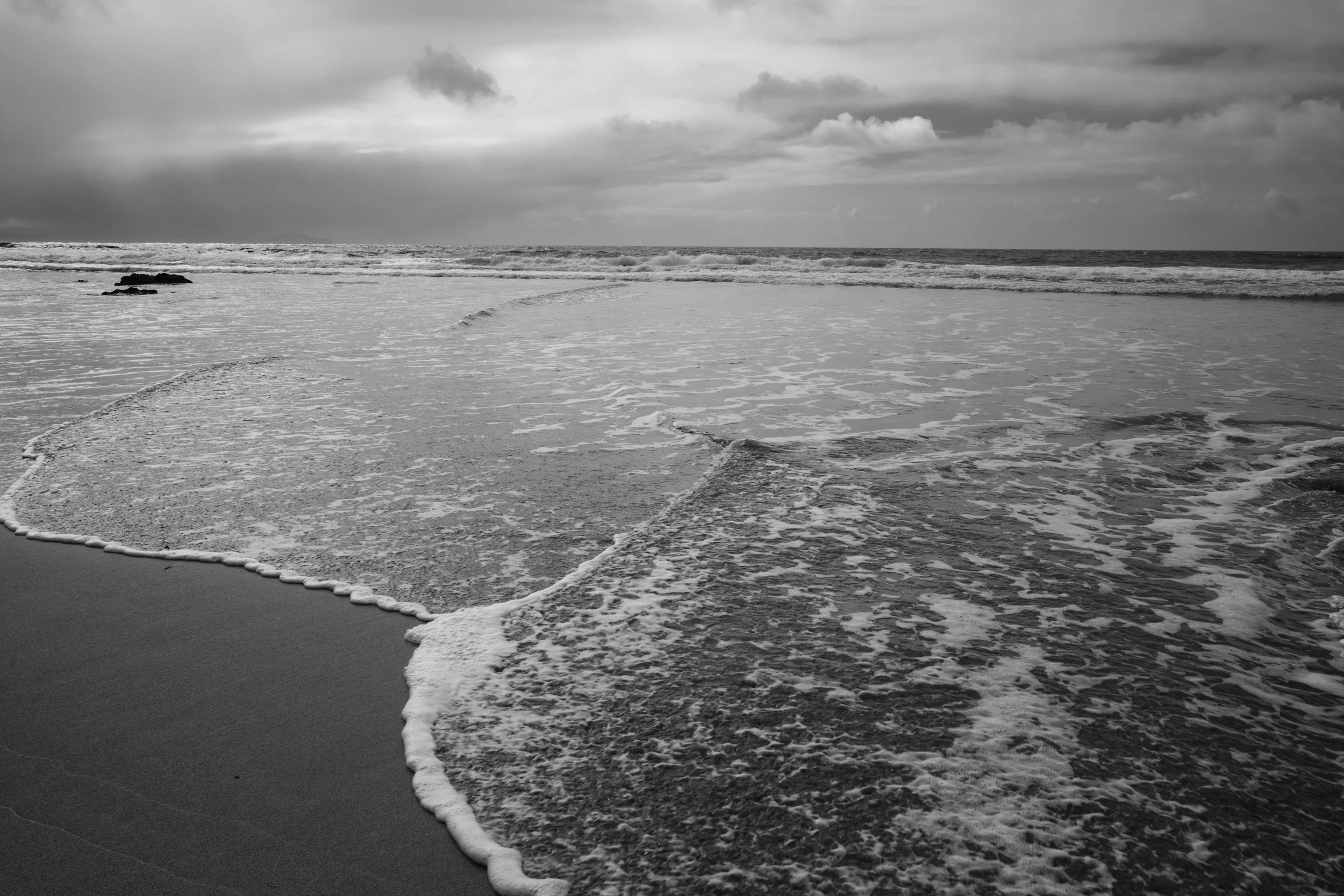 Lacey Waves - Coumeenoole Beach