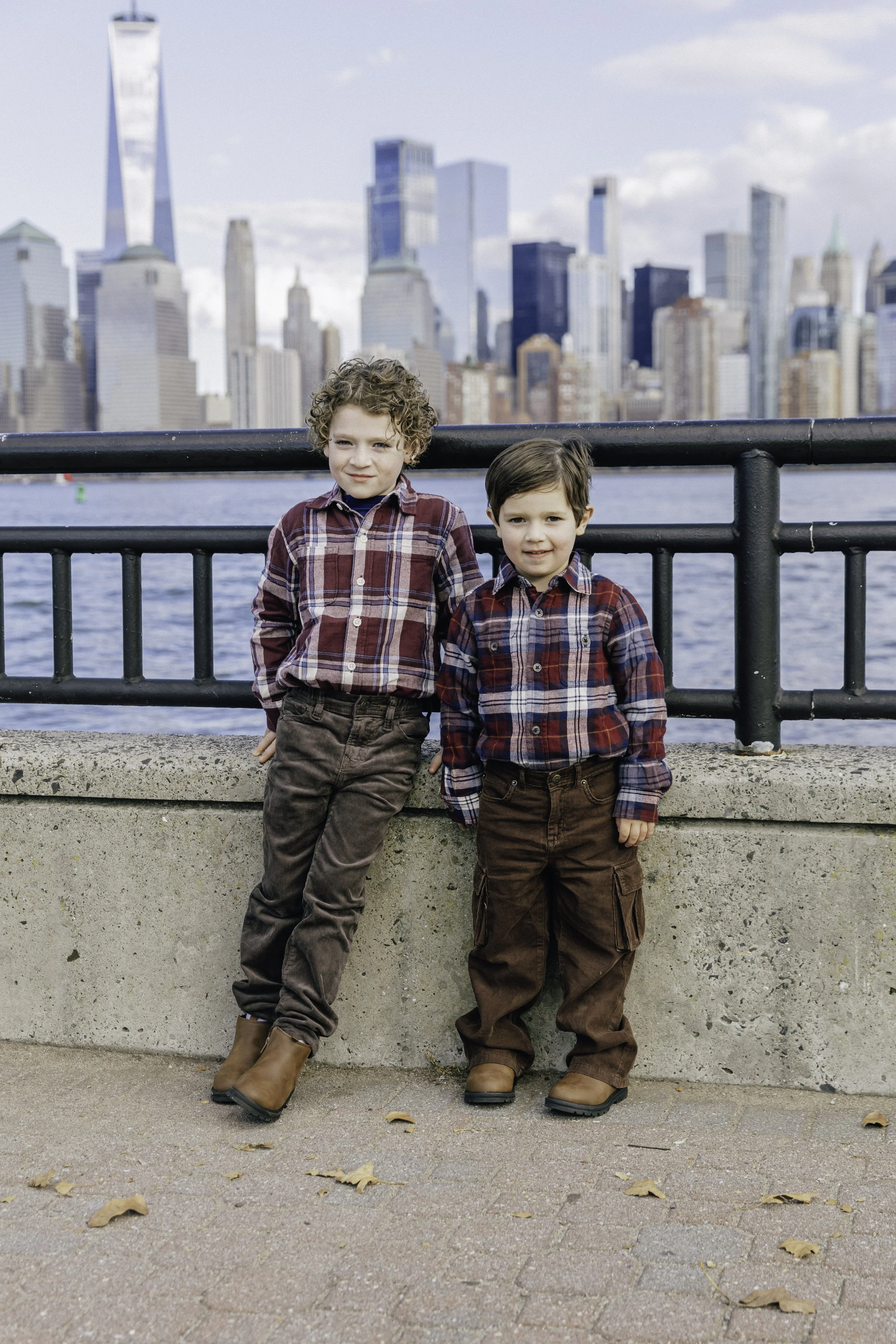 Sibling photos in NYC. Documentary family photographer in New York City 
