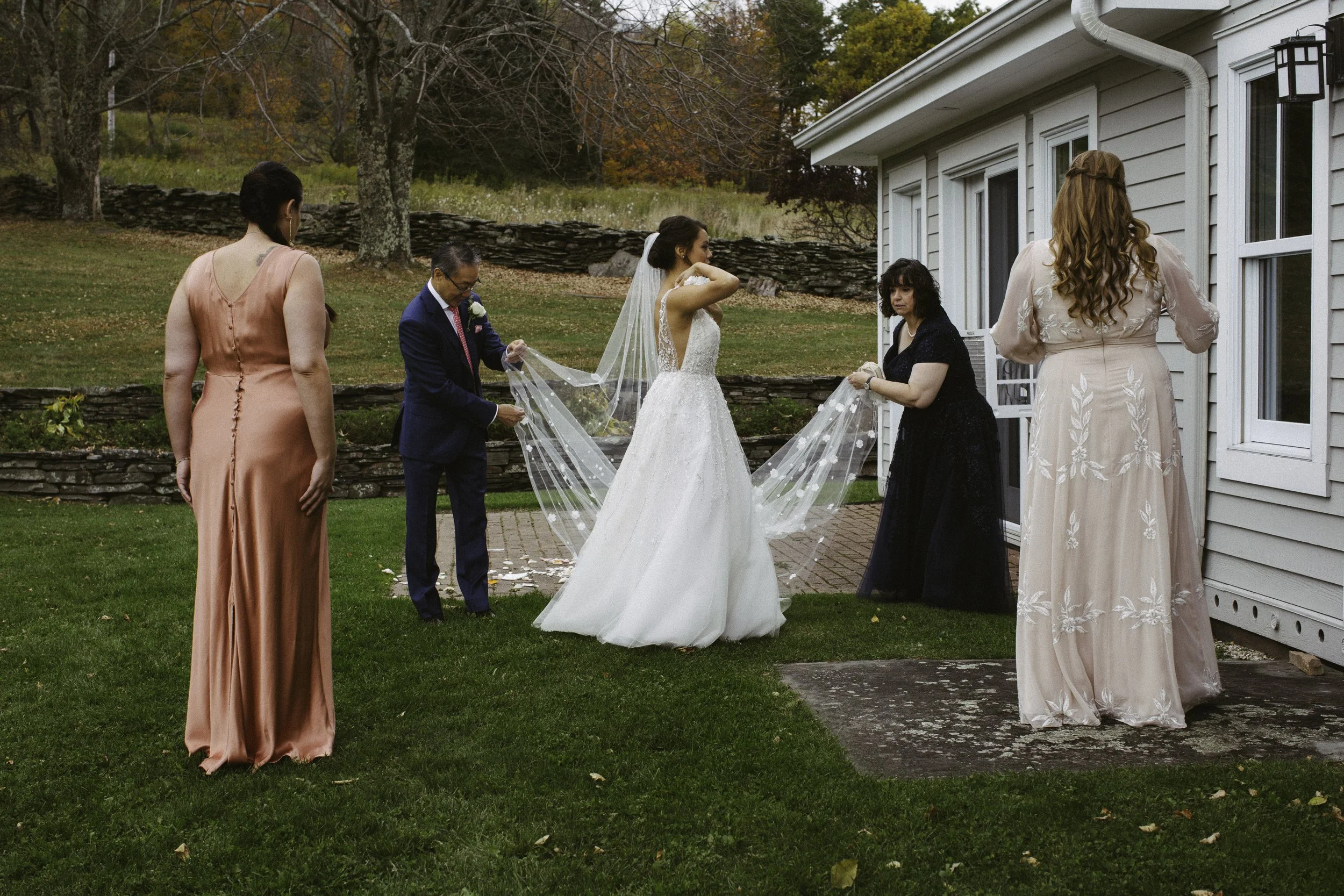 Group wedding portrait with bridesmaids — New York City wedding photography