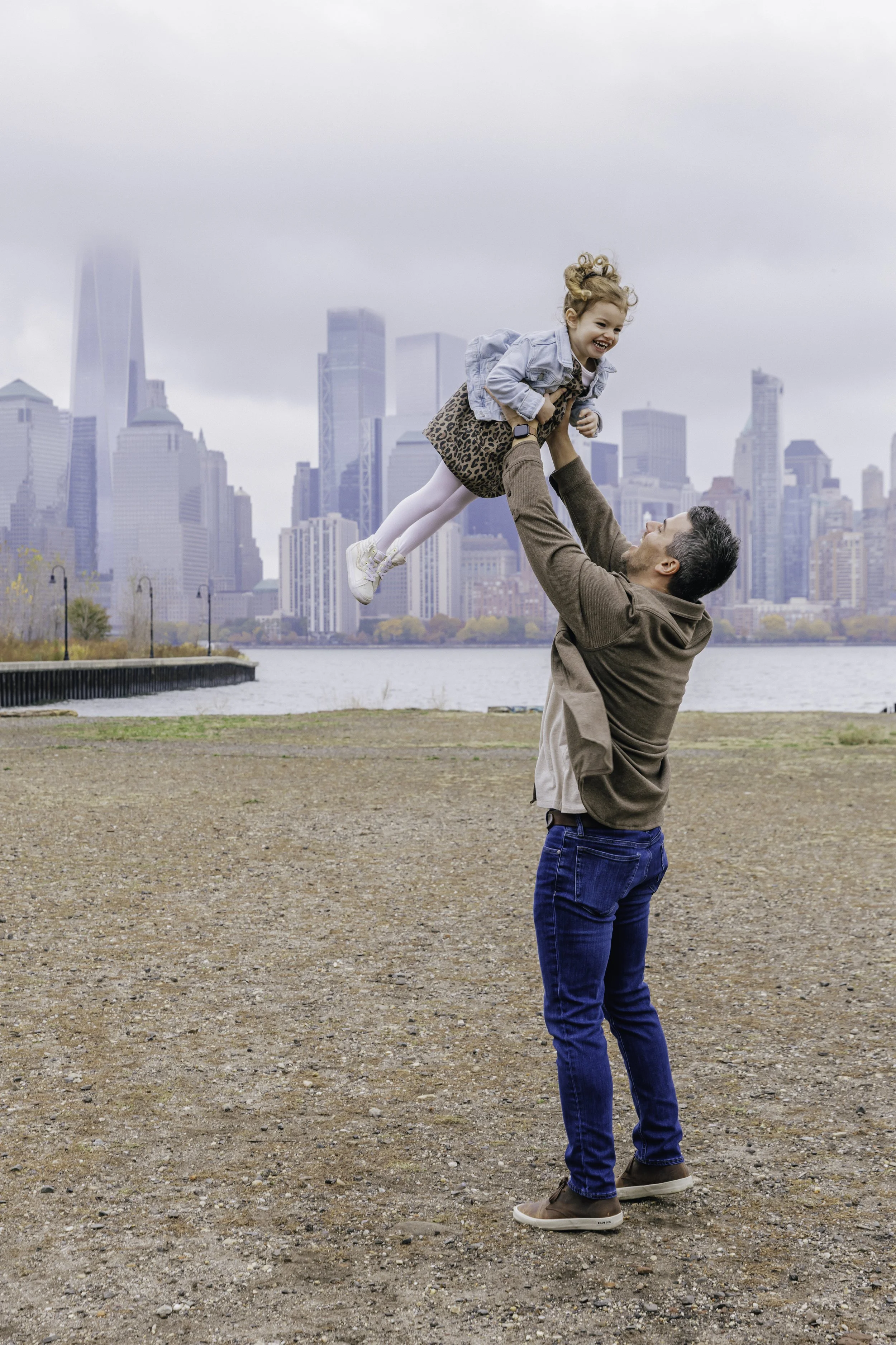 Dad and daughter photo in NYC. Documentary family photographer in New York City 