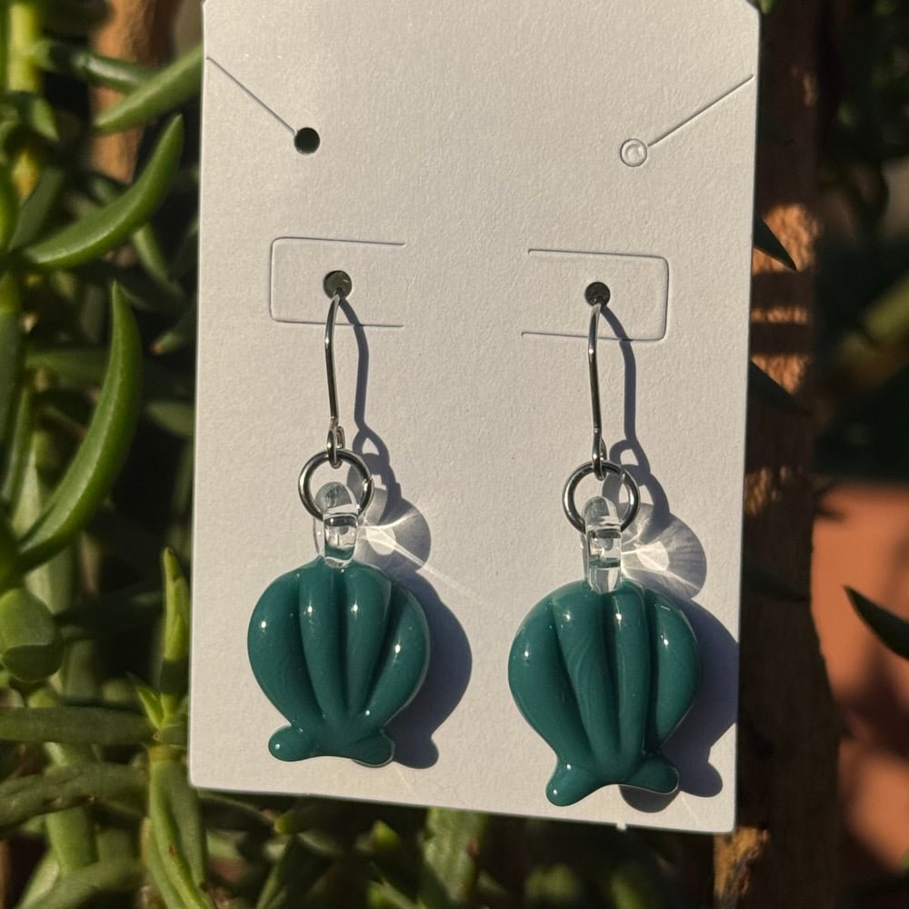 seashell-earrings.jpg
