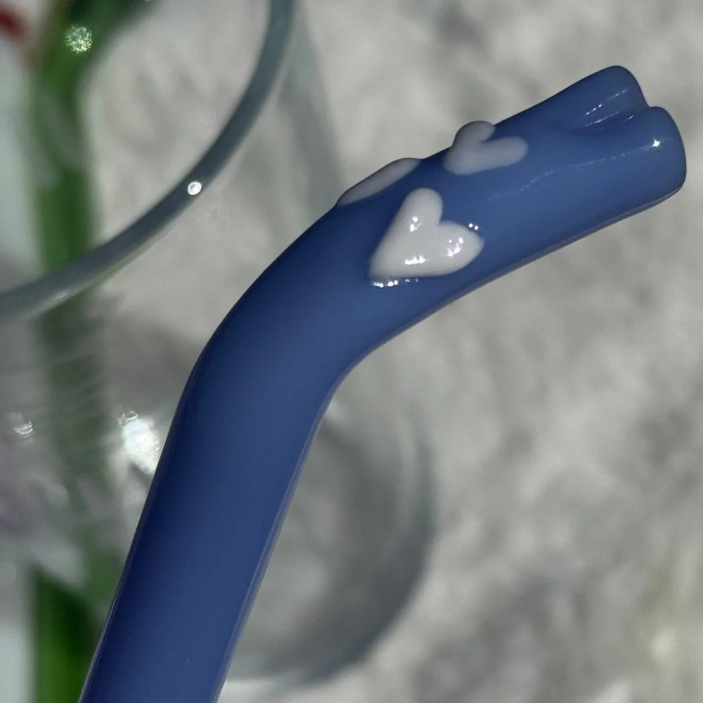 triple-white-heart-on-blue-bent-straw-85.jpg