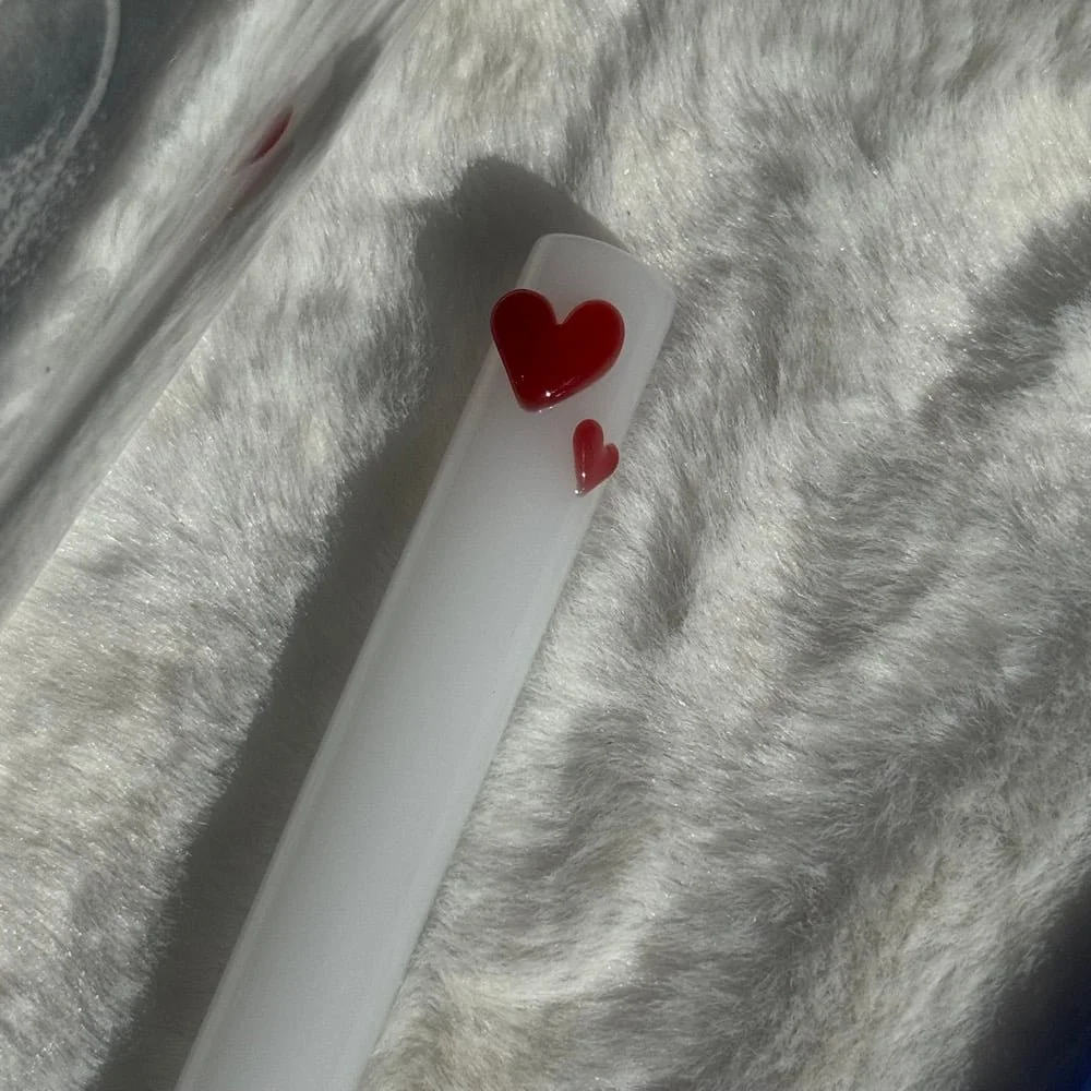 double-dark-ruby-hearts-on-white-straw-7.jpg